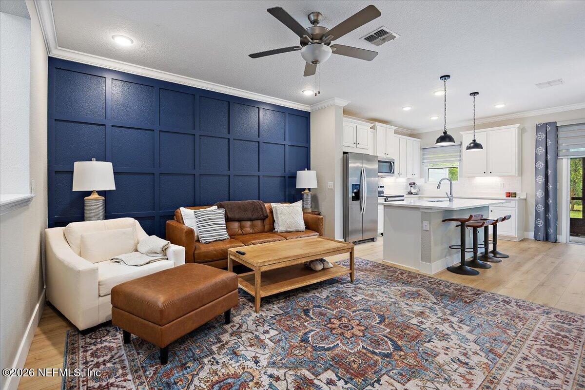 14033 MOLINA Drive