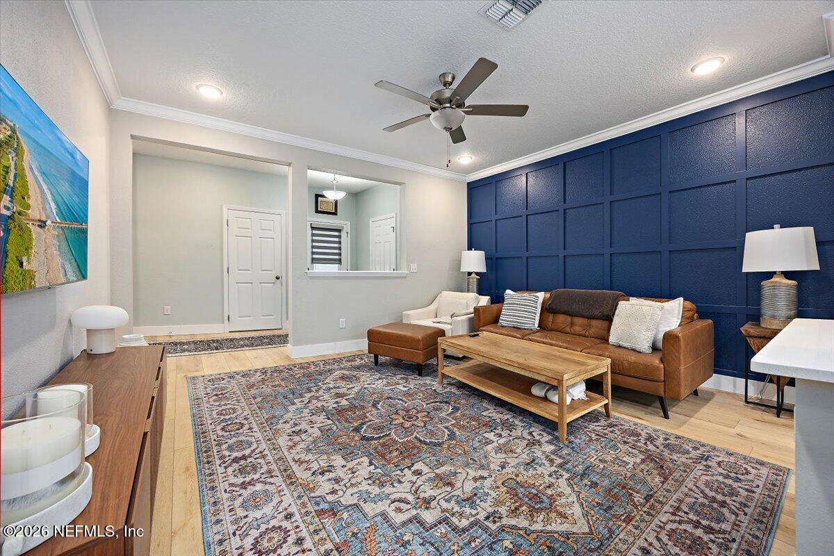 14033 MOLINA Drive