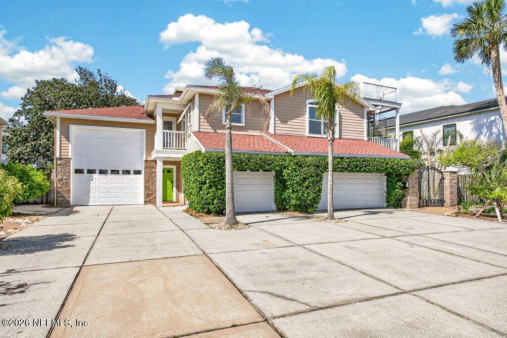 224 BOWLES Street