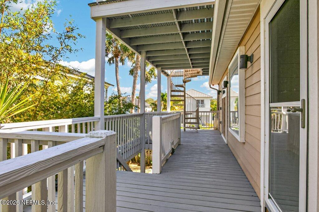 224 BOWLES Street