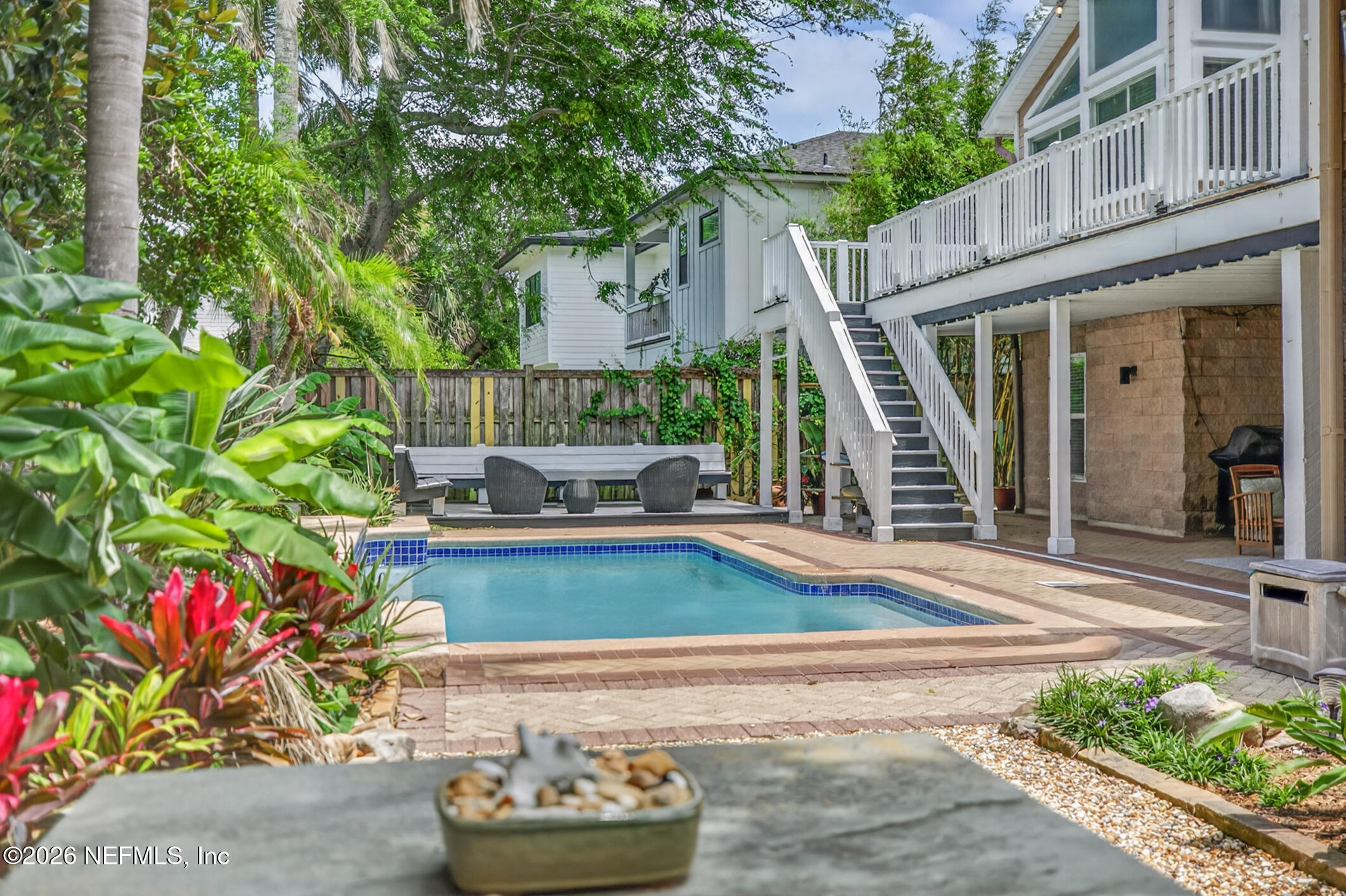 224 BOWLES Street