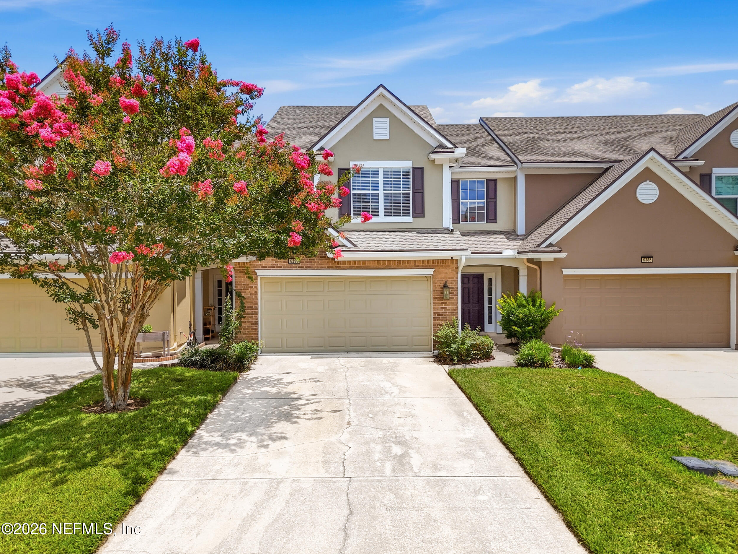 6390 AUTUMN BERRY Circle