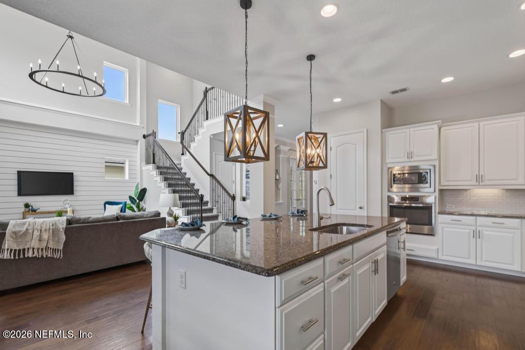 304 OXFORD ESTATES Way, St. Johns