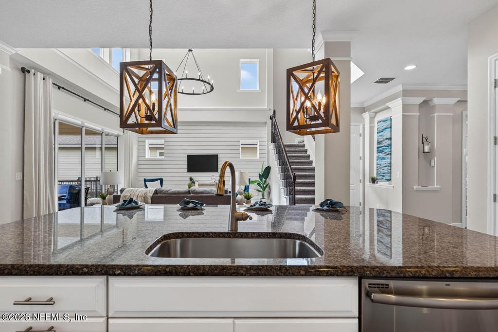 304 OXFORD ESTATES Way, St. Johns