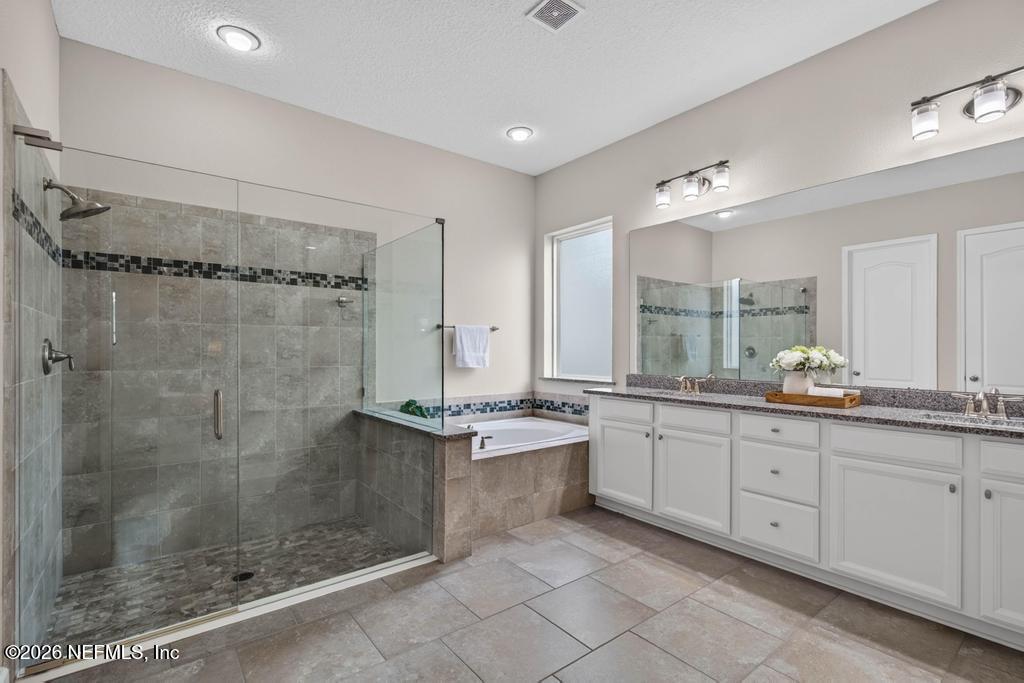304 OXFORD ESTATES Way, St. Johns