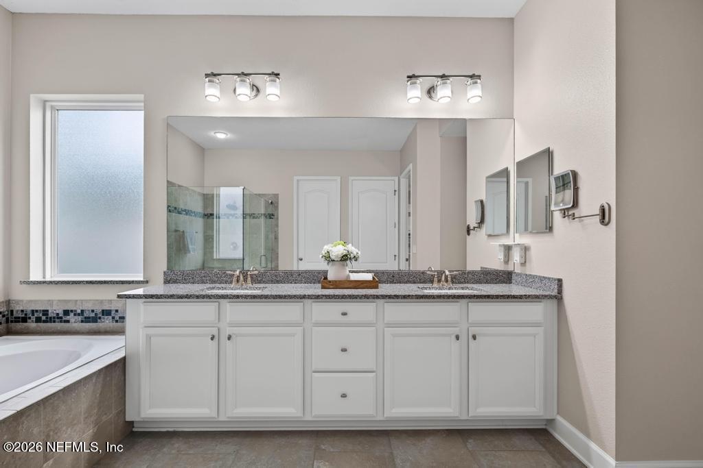 304 OXFORD ESTATES Way, St. Johns