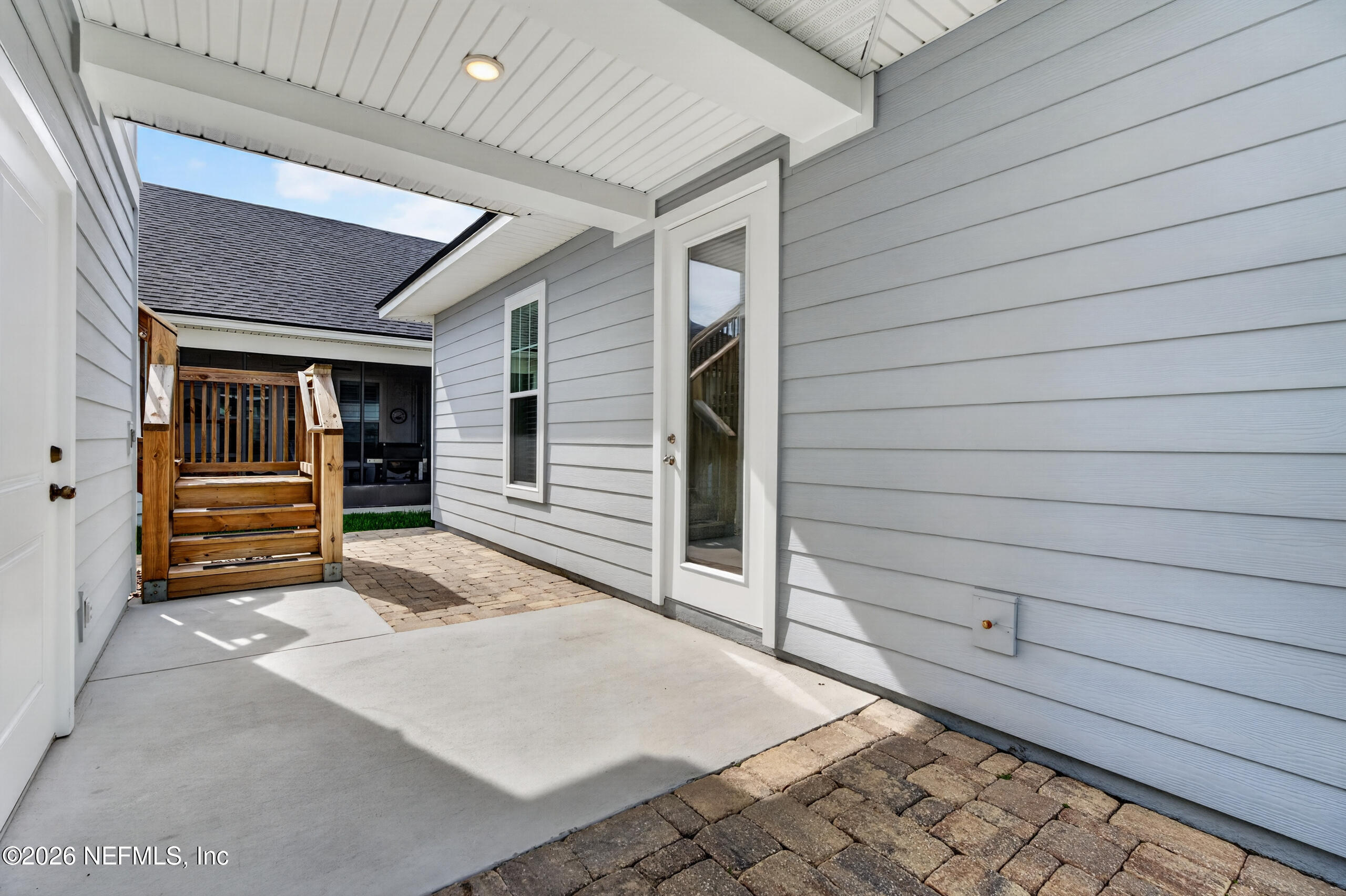 61 WILLOW BREEZE Lane