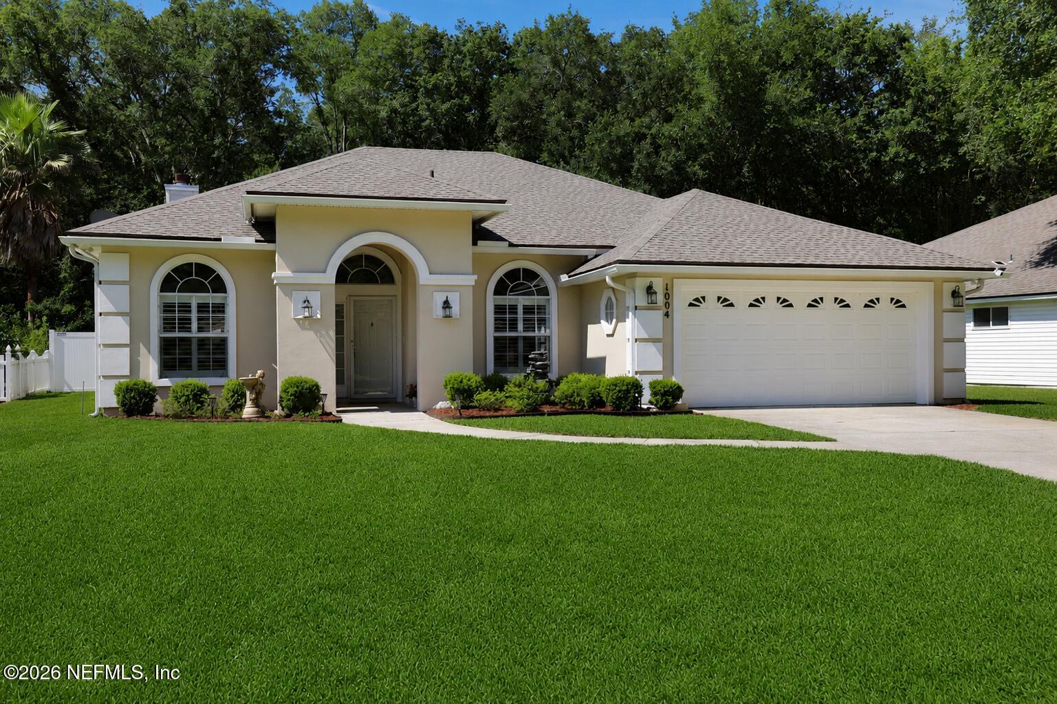 1004 FLORA PARKE Drive, St. Johns