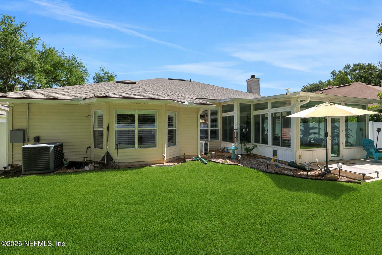 1004 FLORA PARKE Drive, St. Johns