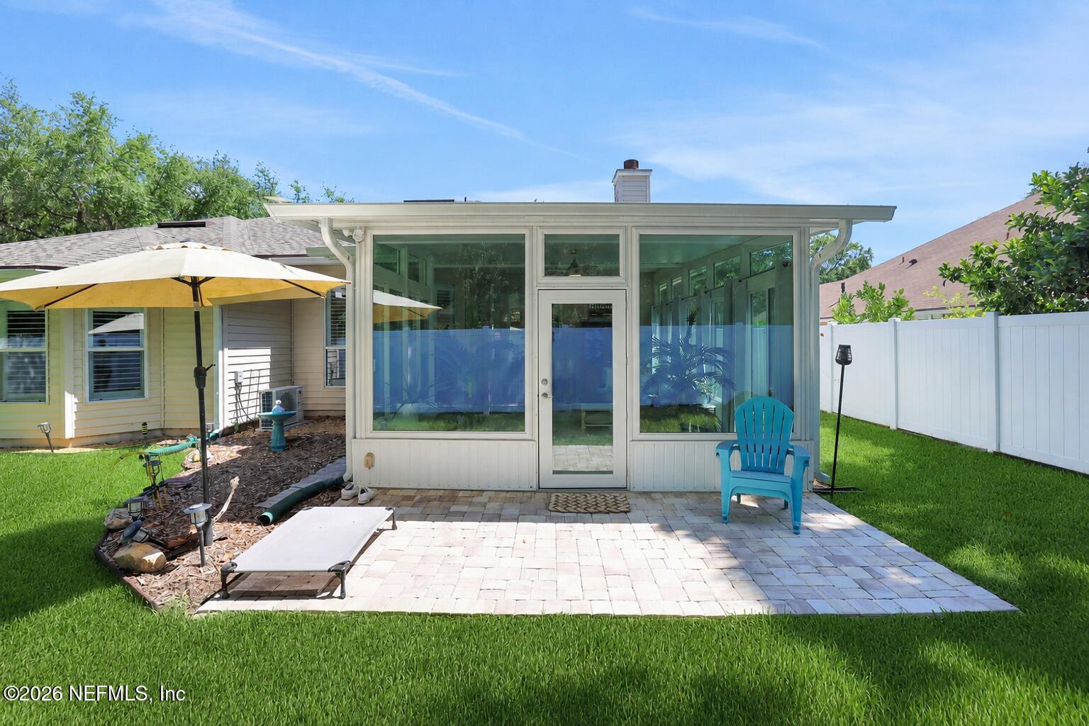 1004 FLORA PARKE Drive, St. Johns