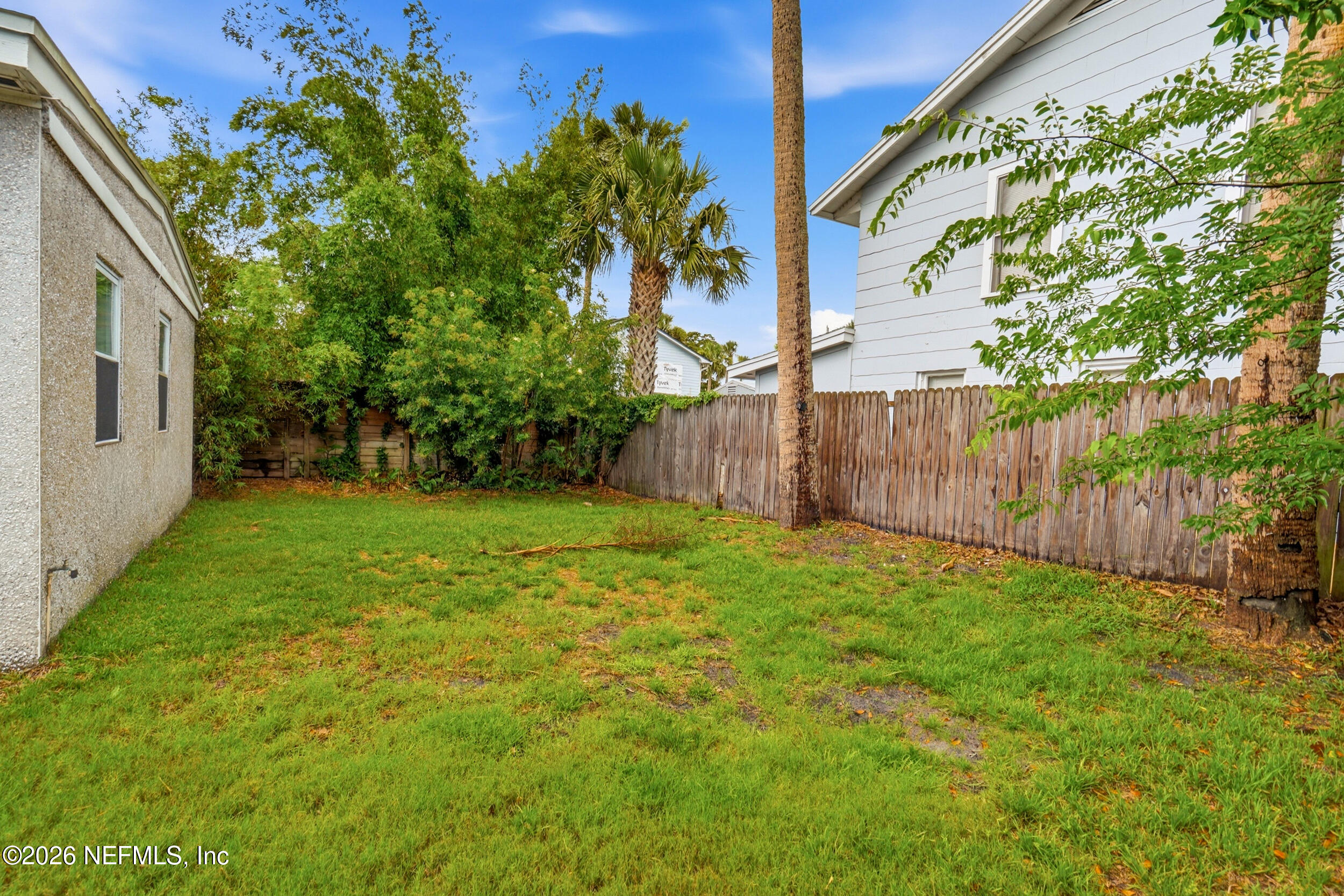 426 MYRA Street