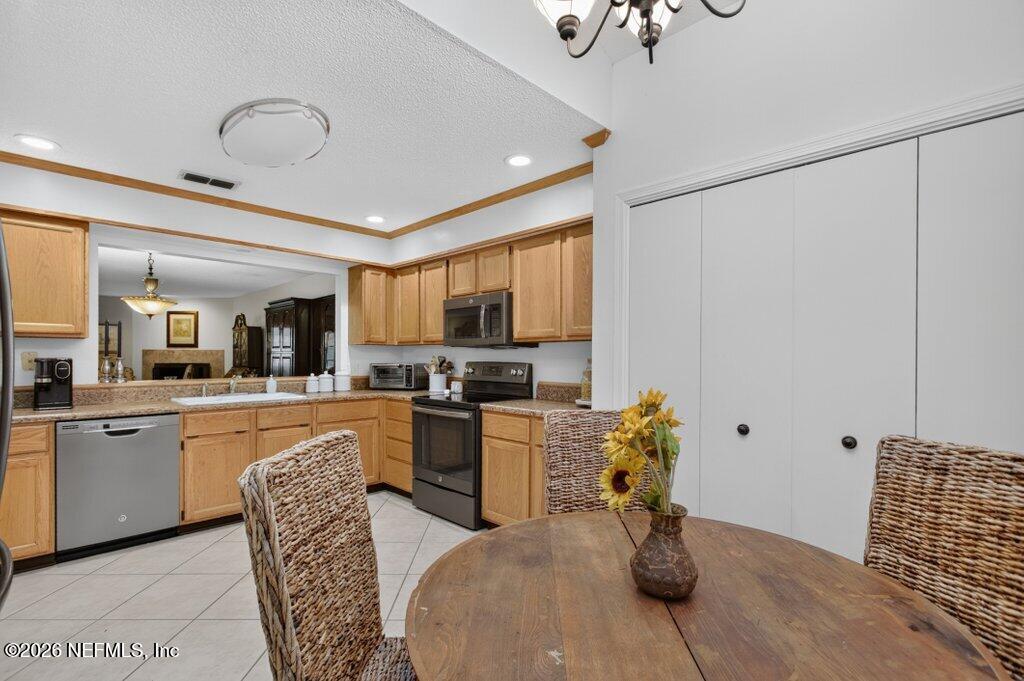 12024 ARBOR LAKE Drive