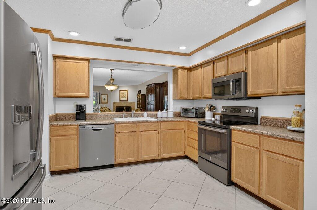 12024 ARBOR LAKE Drive