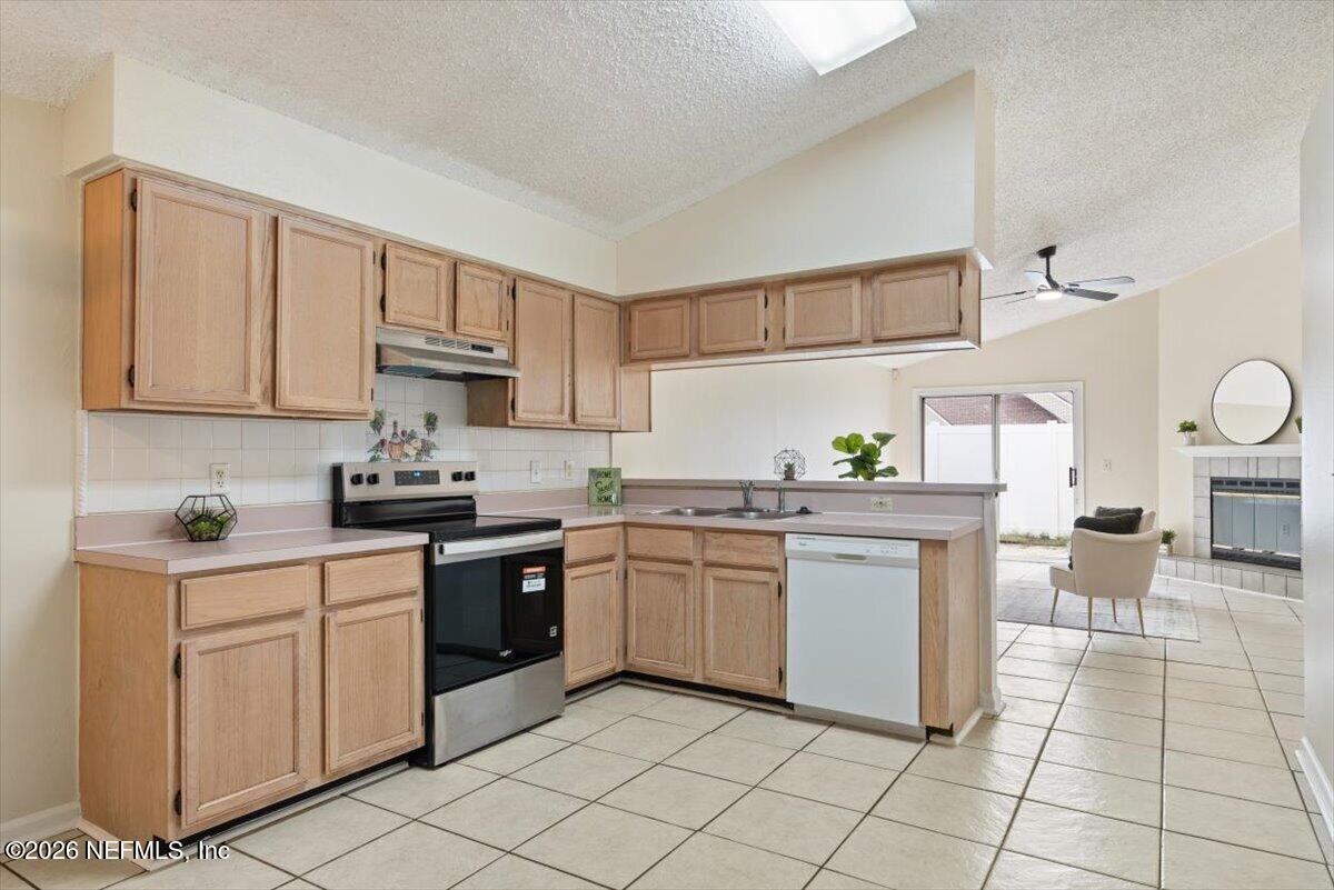 494 FILMORE Drive
