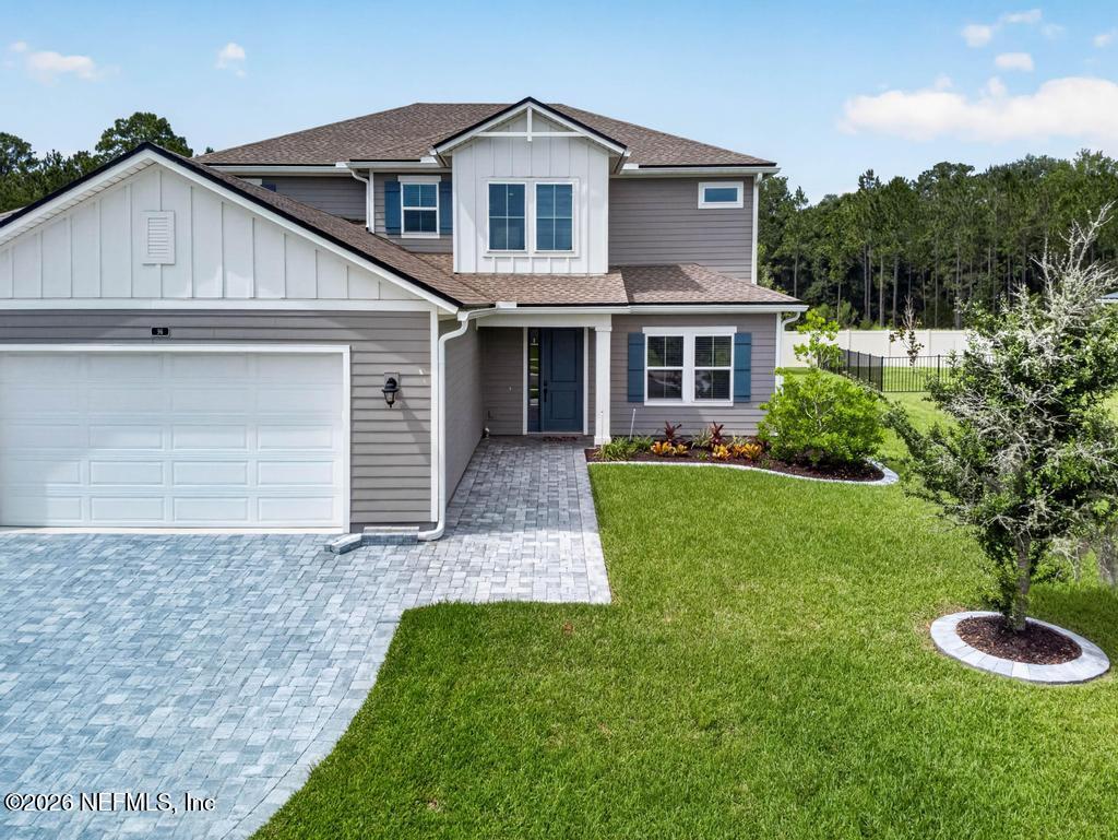96 HILLENDALE Circle, St. Johns