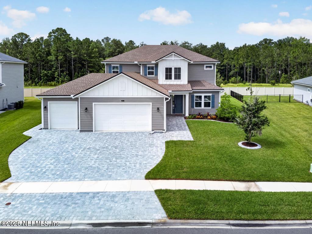 96 HILLENDALE Circle, St. Johns