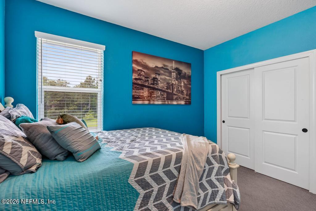 96 HILLENDALE Circle, St. Johns