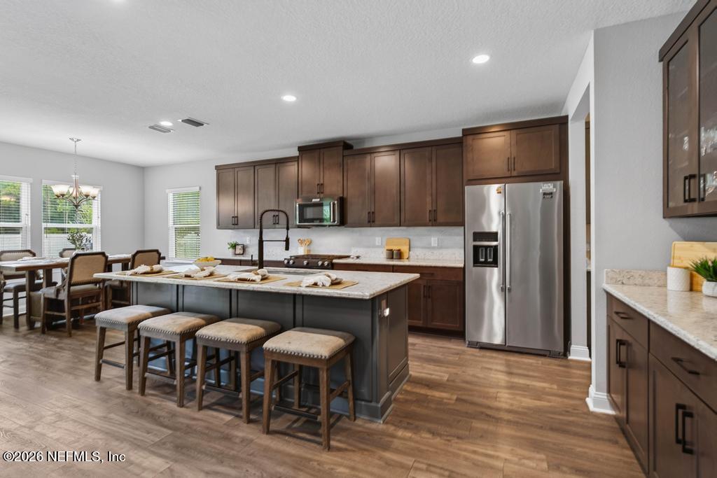 96 HILLENDALE Circle, St. Johns