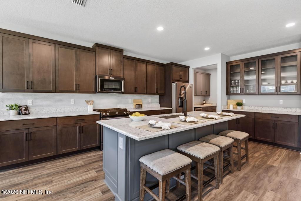 96 HILLENDALE Circle, St. Johns
