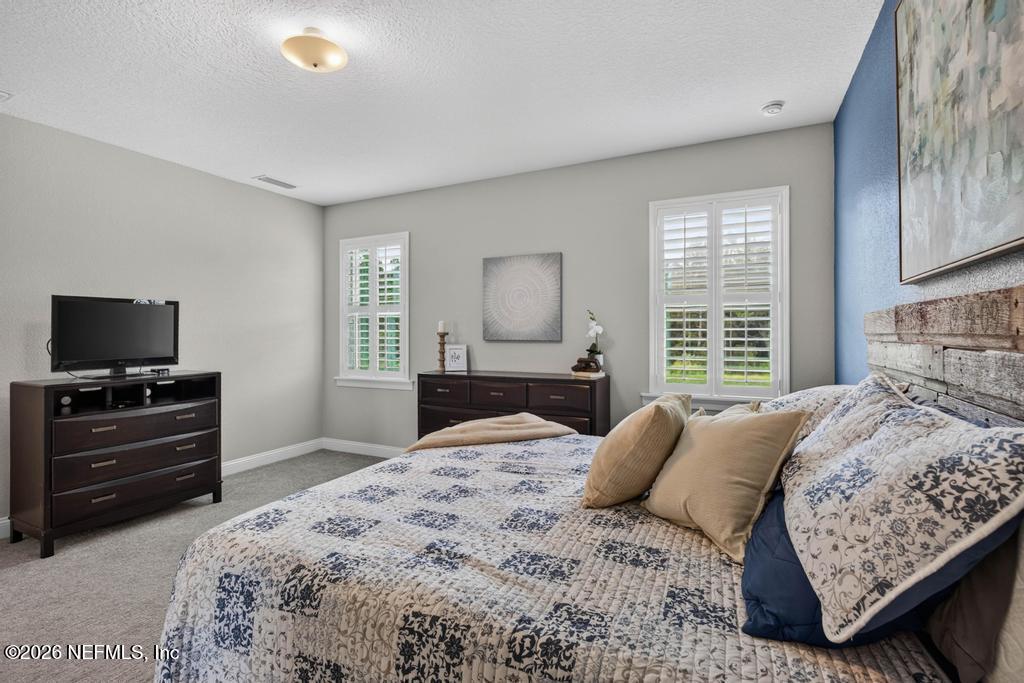 96 HILLENDALE Circle, St. Johns
