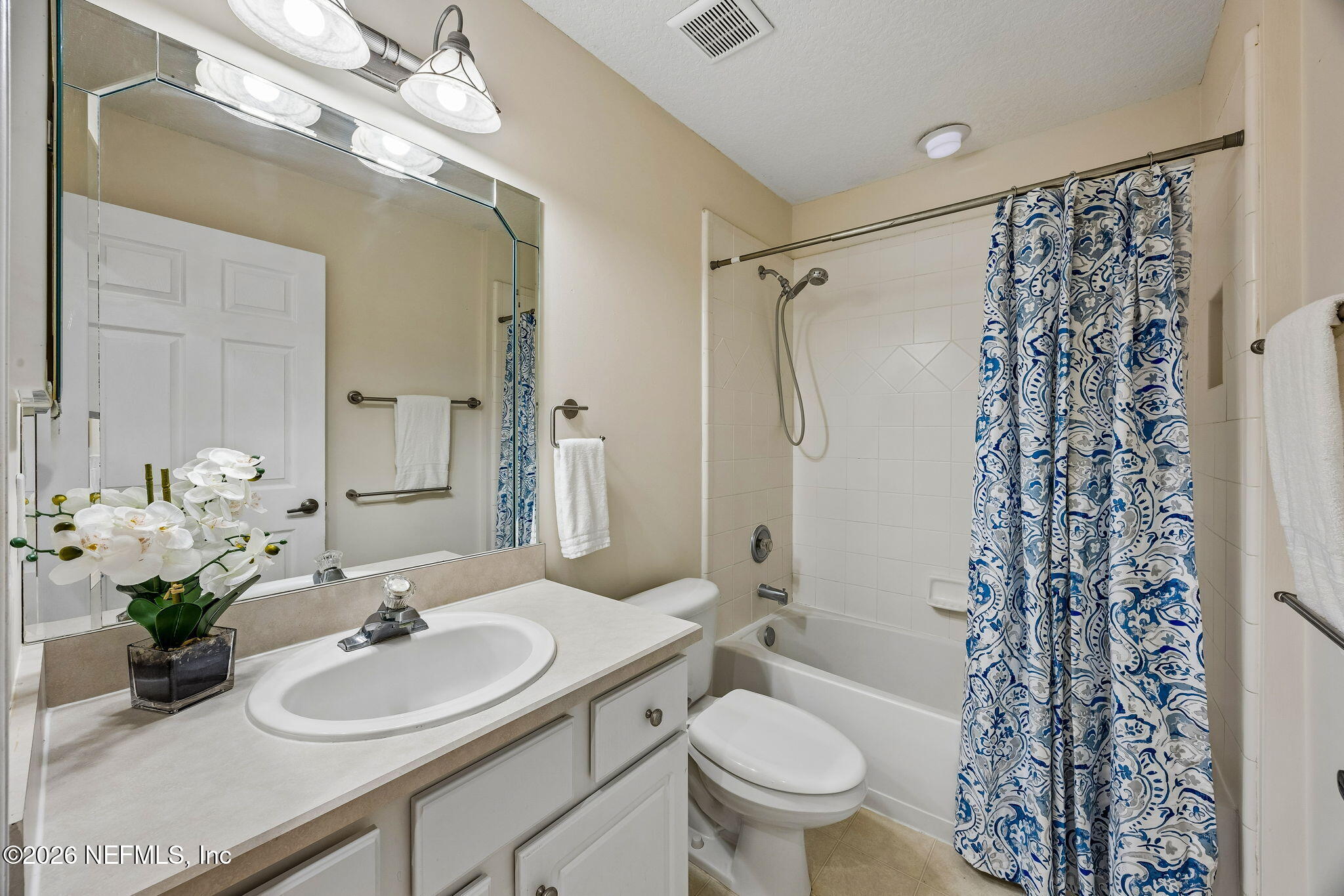 556 REDBERRY Lane, St. Johns