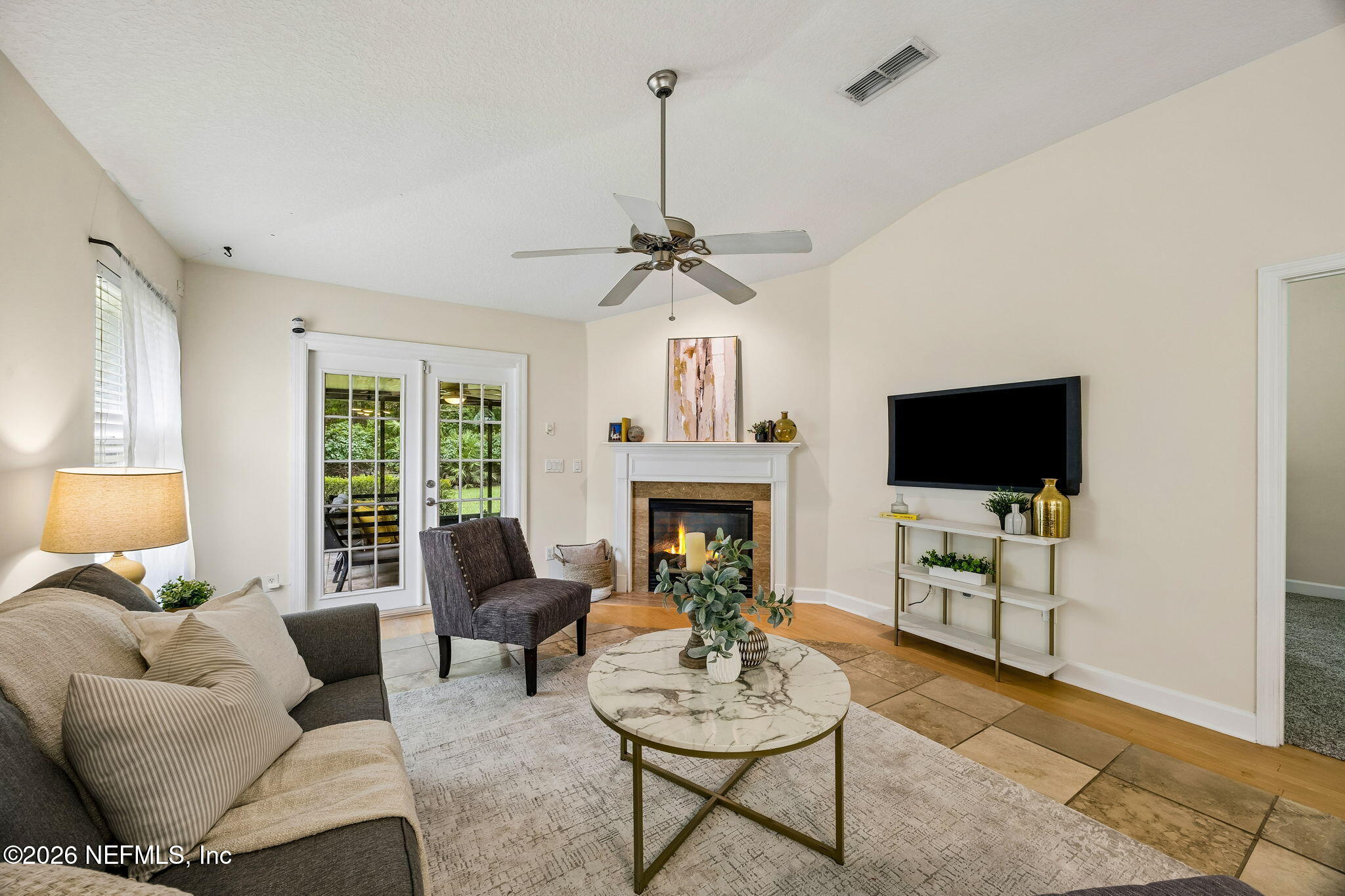 556 REDBERRY Lane, St. Johns