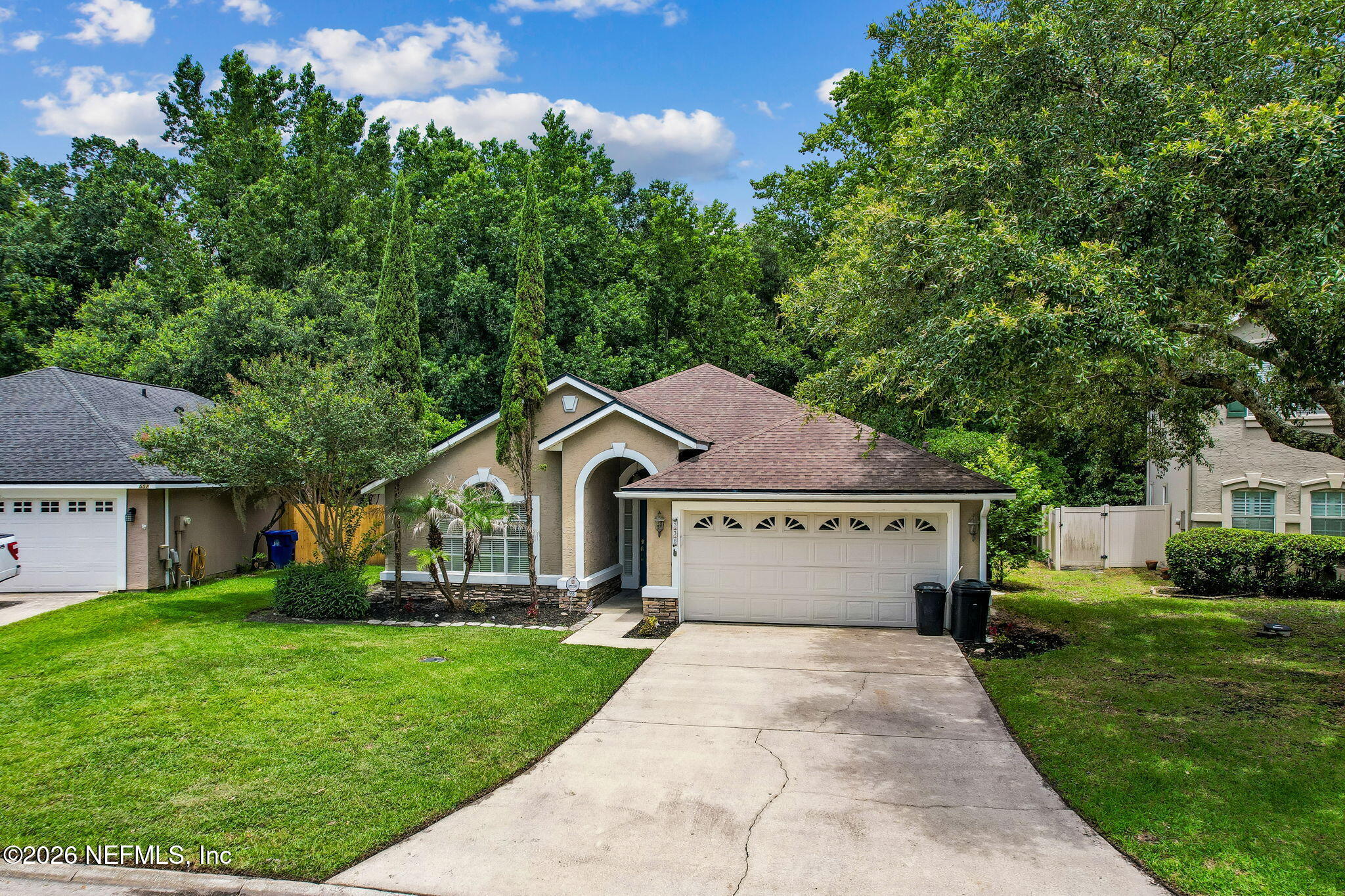 556 REDBERRY Lane, St. Johns