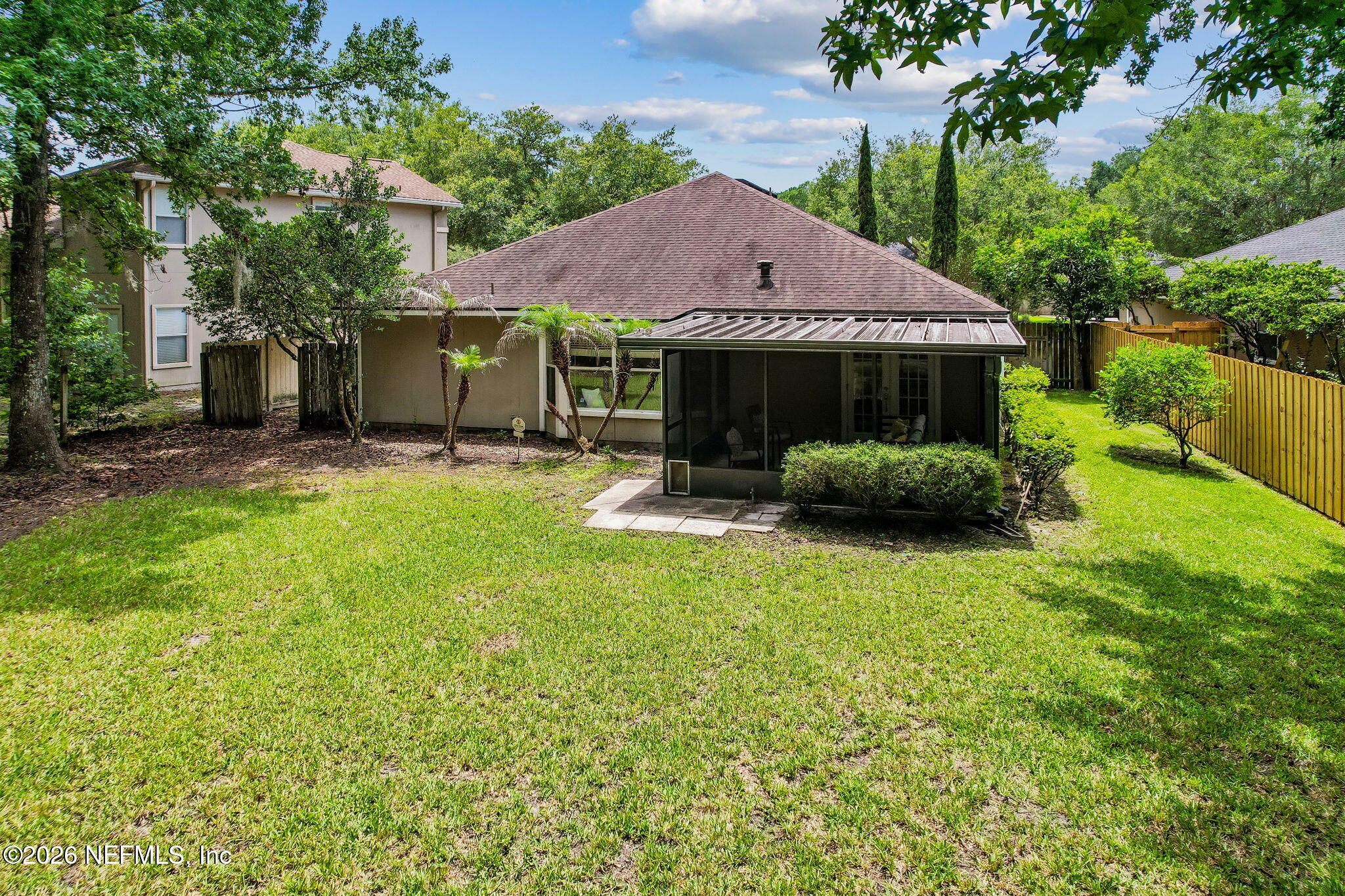 556 REDBERRY Lane, St. Johns