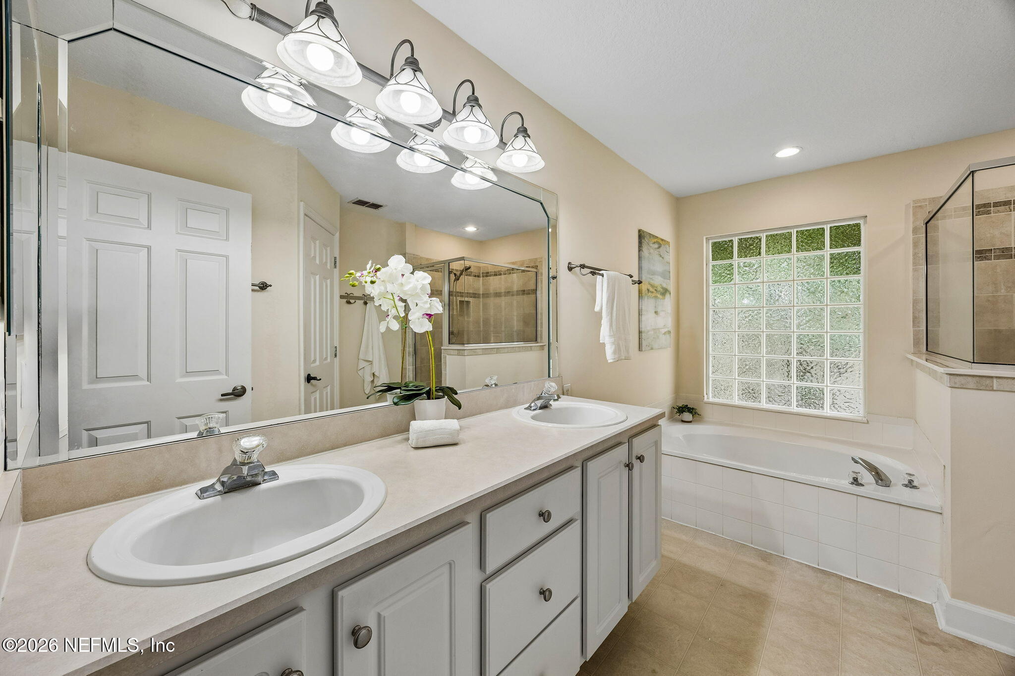 556 REDBERRY Lane, St. Johns