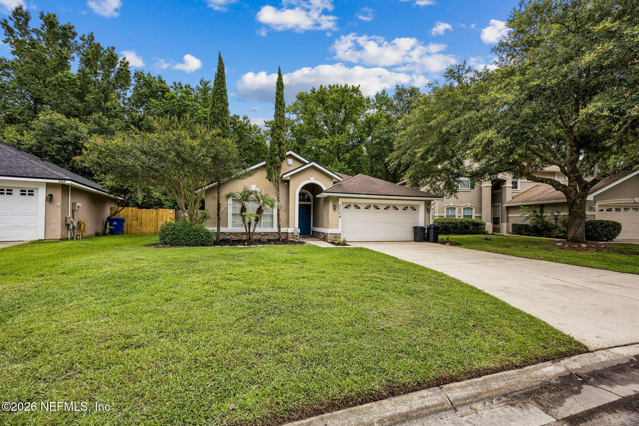 556 REDBERRY Lane, St. Johns