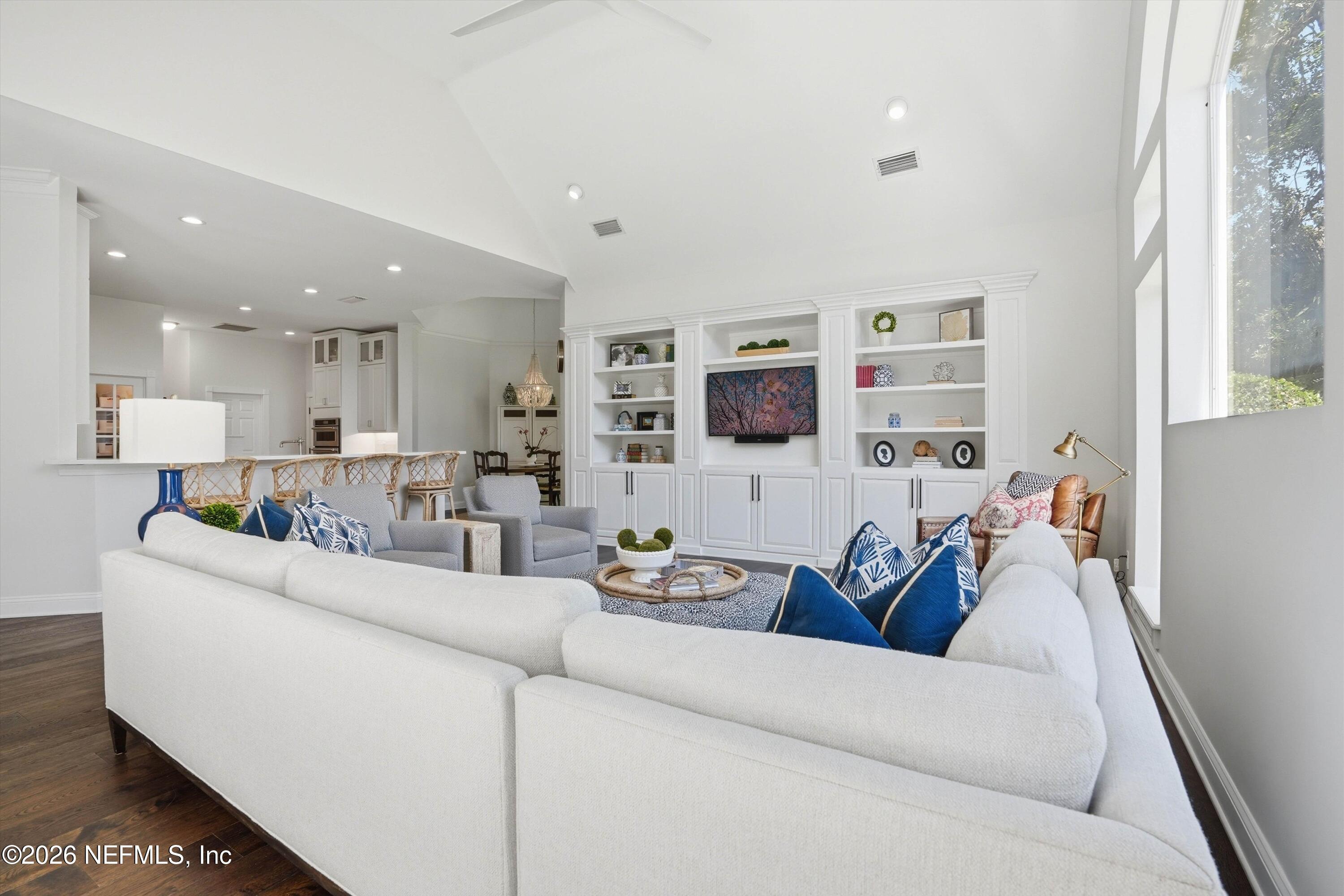 24400 HARBOUR VIEW Drive