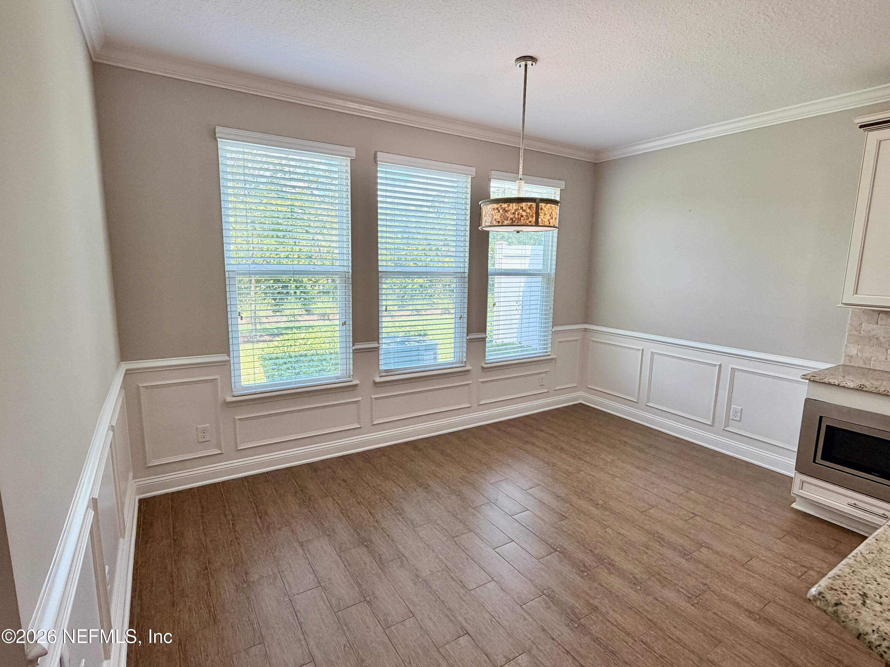 329 MAGNOLIA CREEK Walk