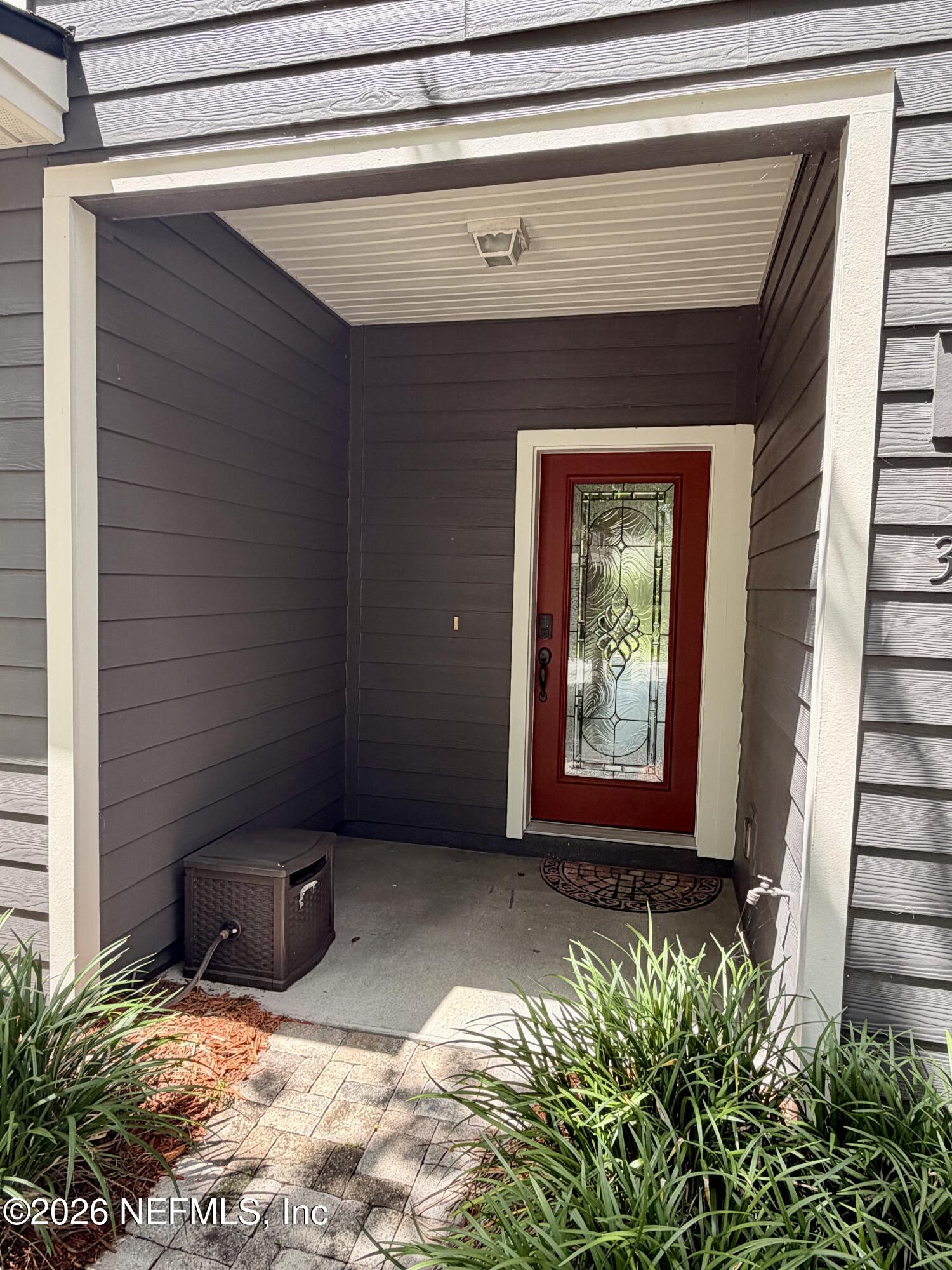329 MAGNOLIA CREEK Walk