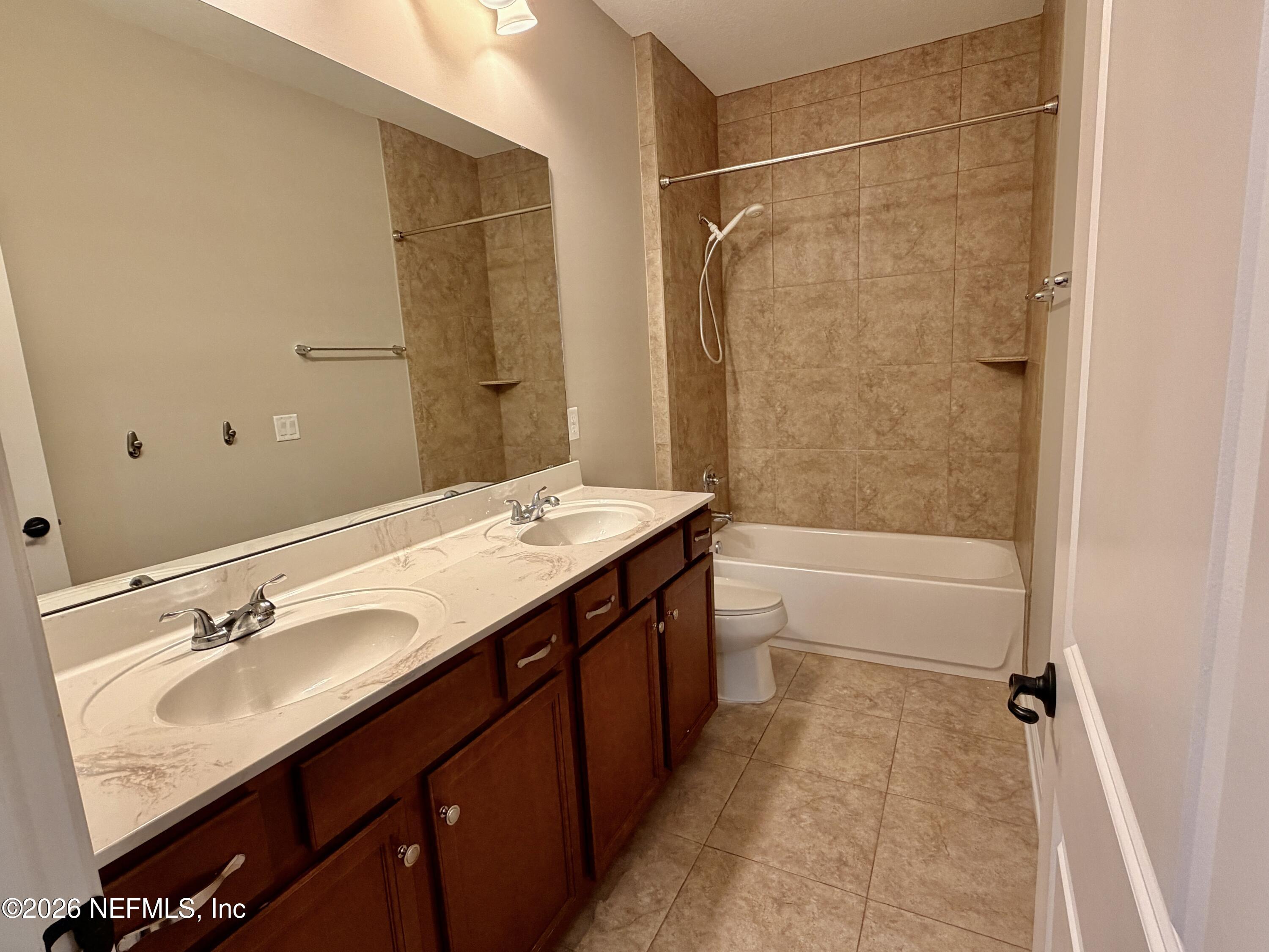 329 MAGNOLIA CREEK Walk