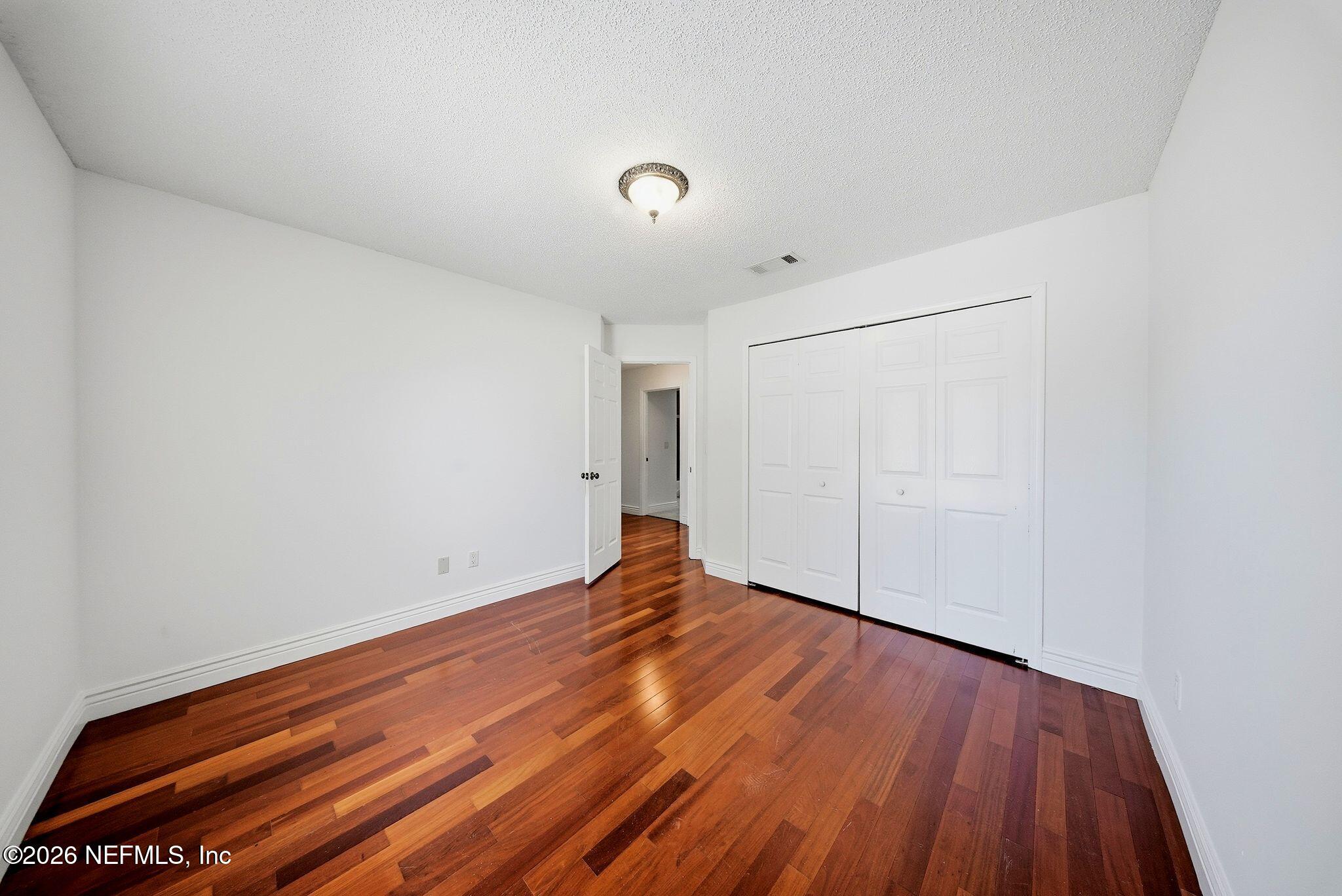 2334 FOXHAVEN Drive