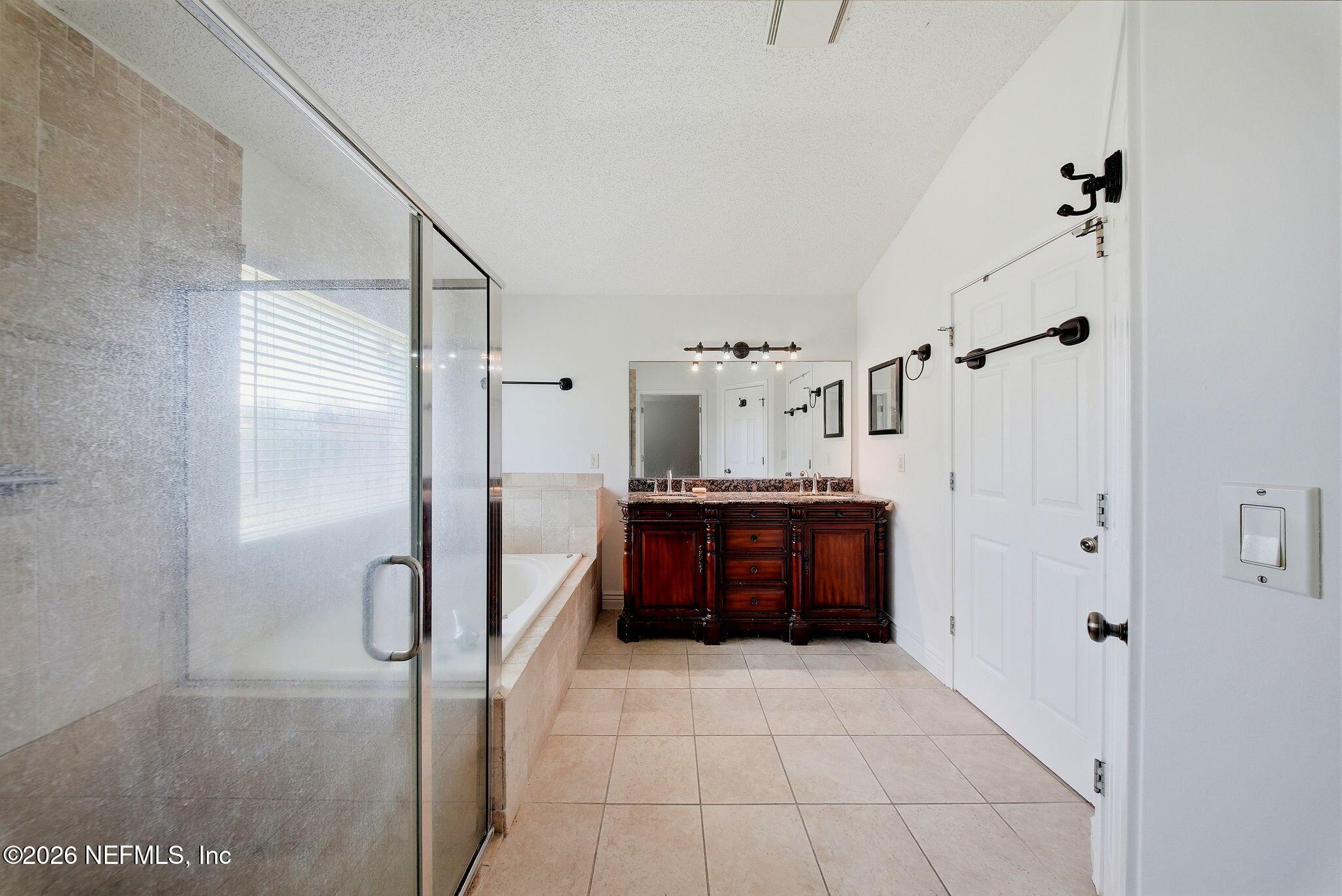 2334 FOXHAVEN Drive