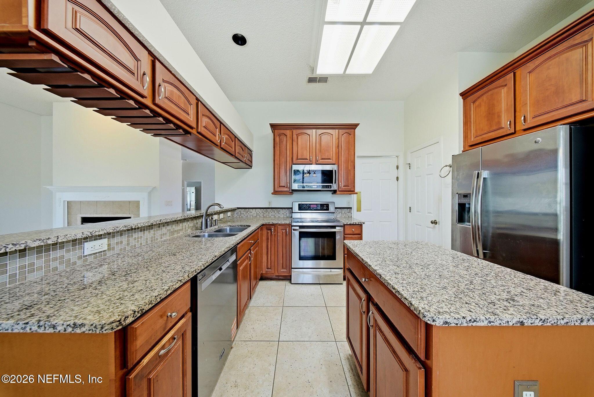 2334 FOXHAVEN Drive