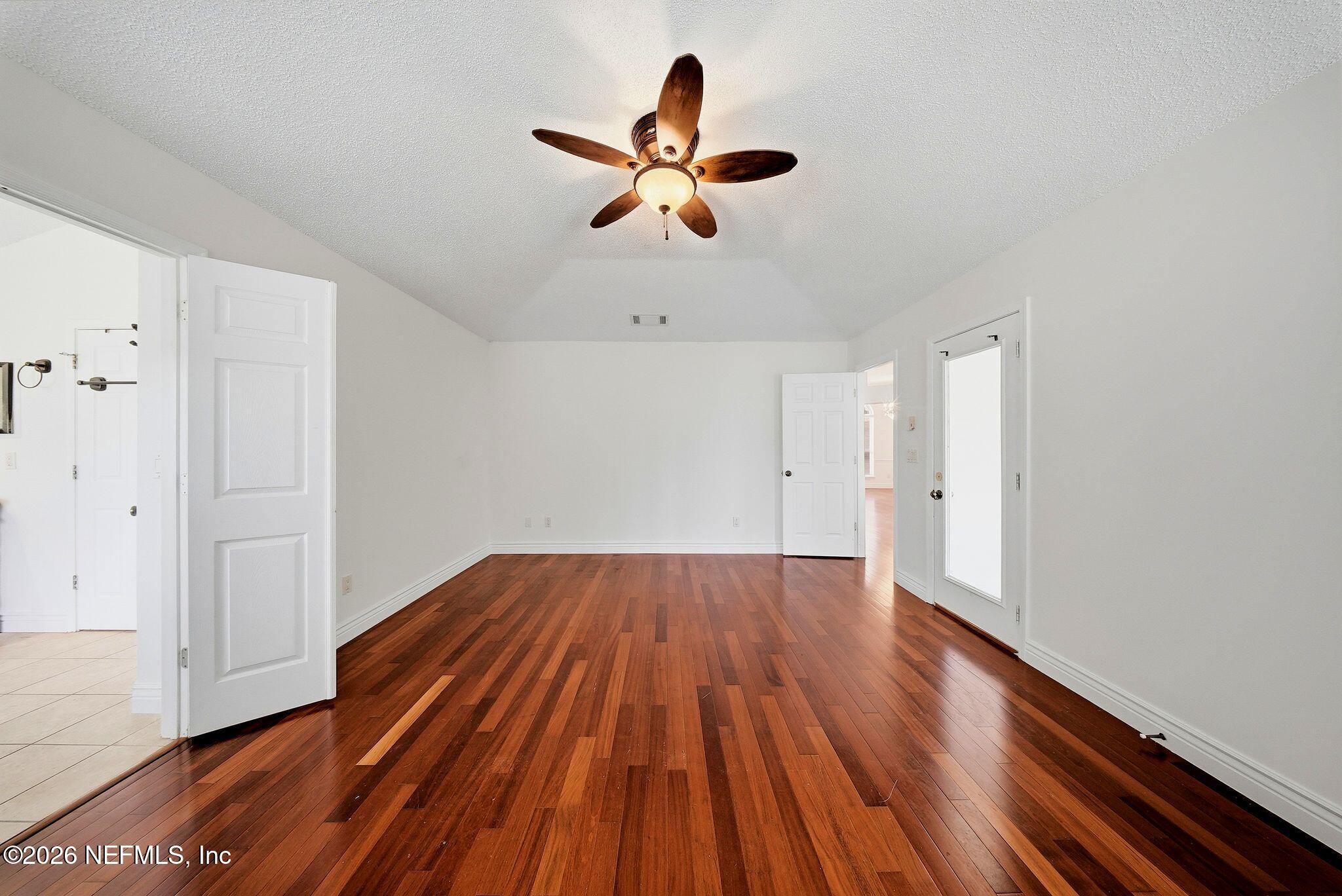 2334 FOXHAVEN Drive