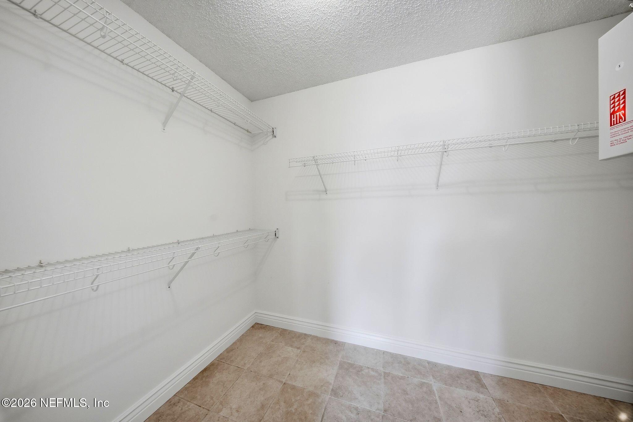 2334 FOXHAVEN Drive