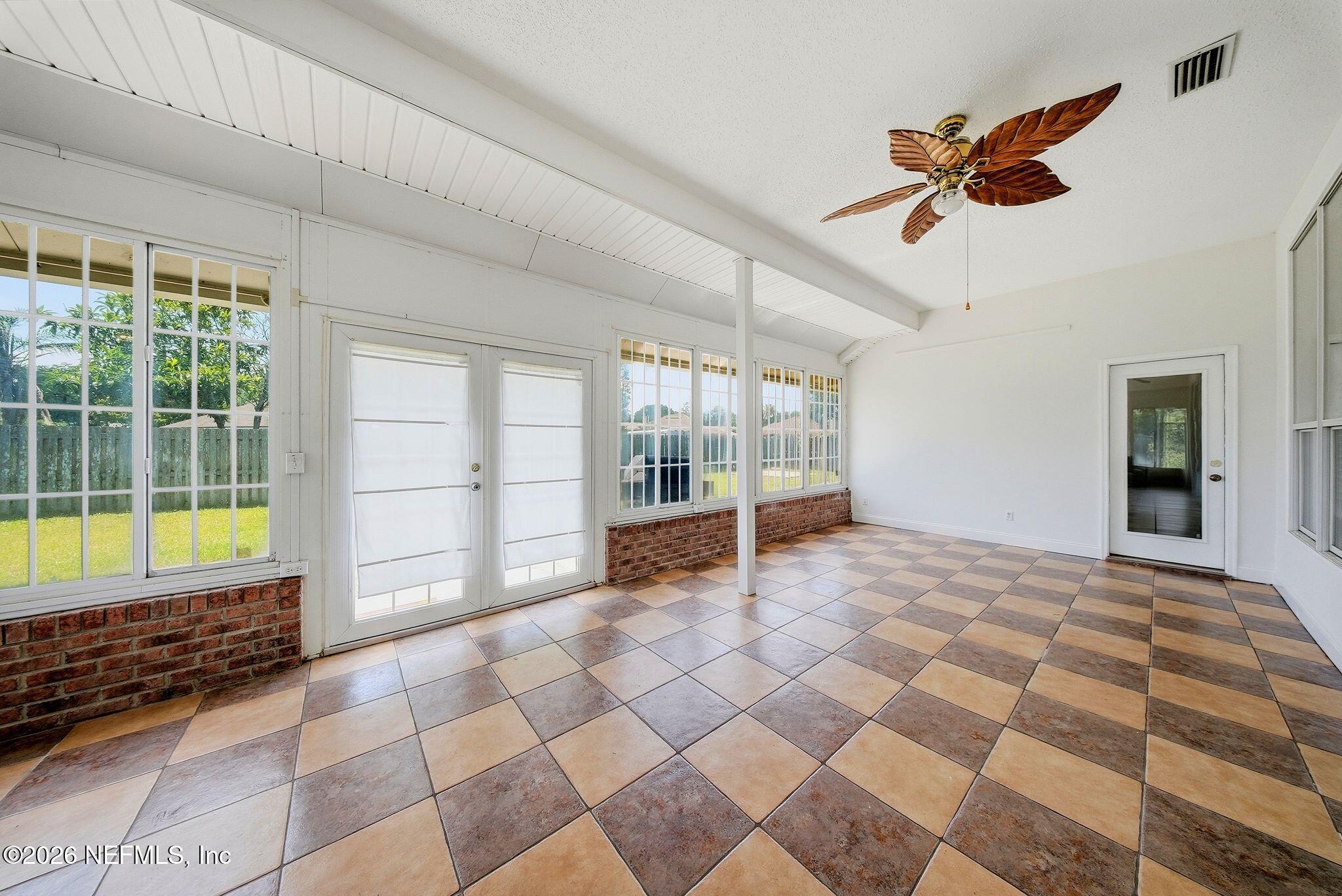 2334 FOXHAVEN Drive