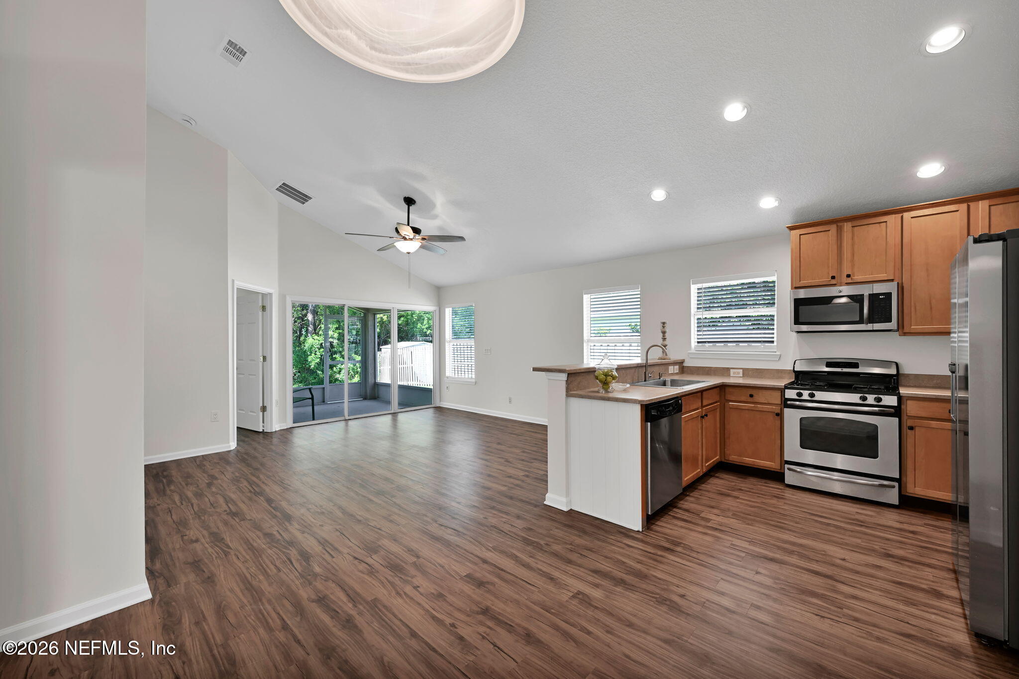 14839 FERN HAMMOCK Drive W