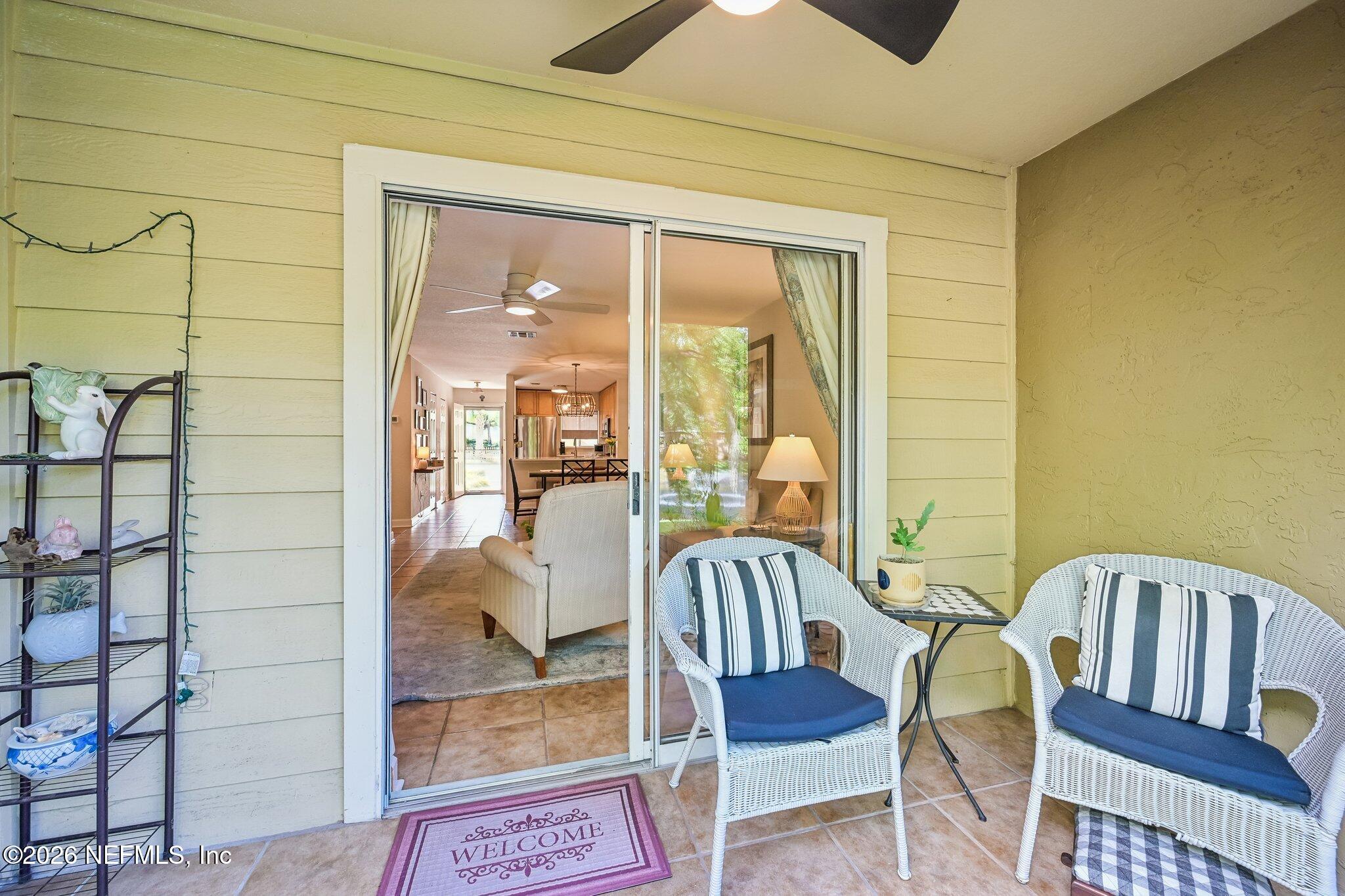 27 ARBOR CLUB Drive 106