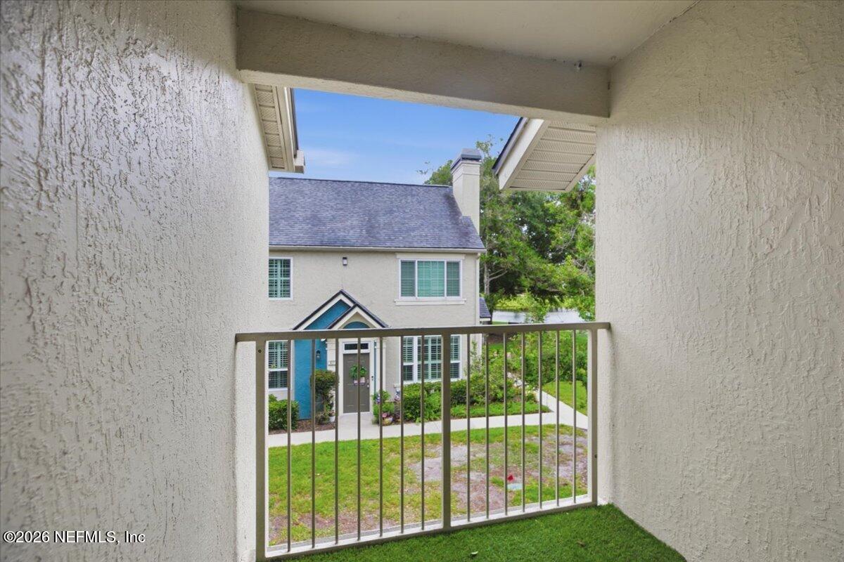 13700 RICHMOND PARK Drive N 408