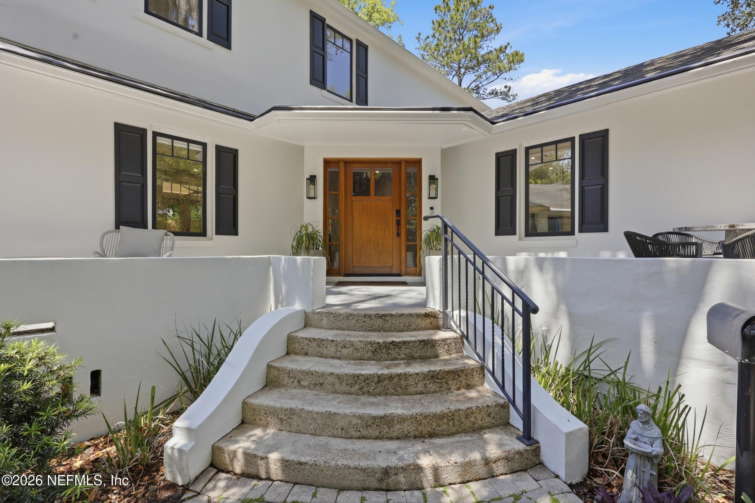 2782 GREEN BAY Lane