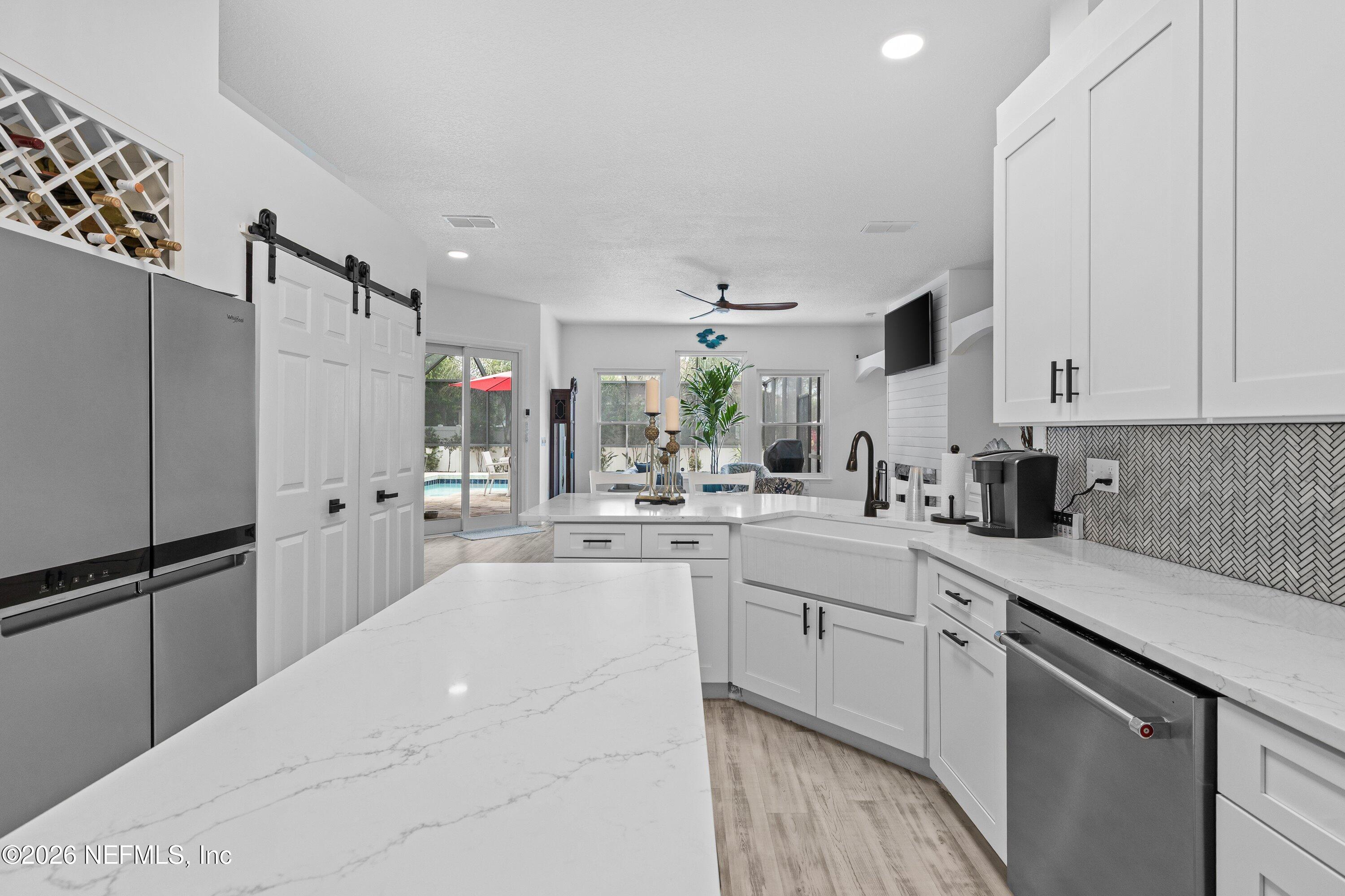 728 E CUMBERLAND Court, St. Johns