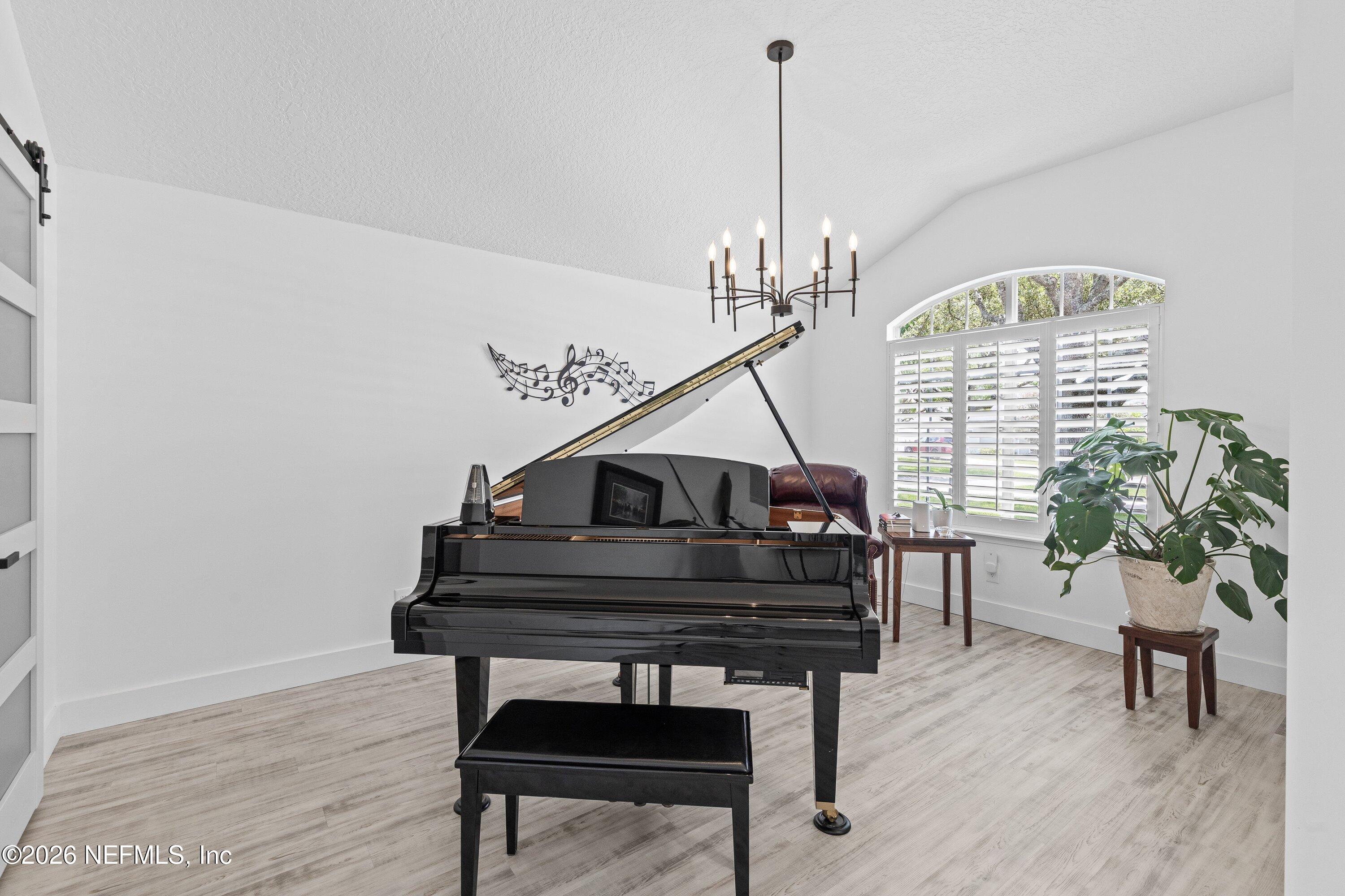 728 E CUMBERLAND Court, St. Johns