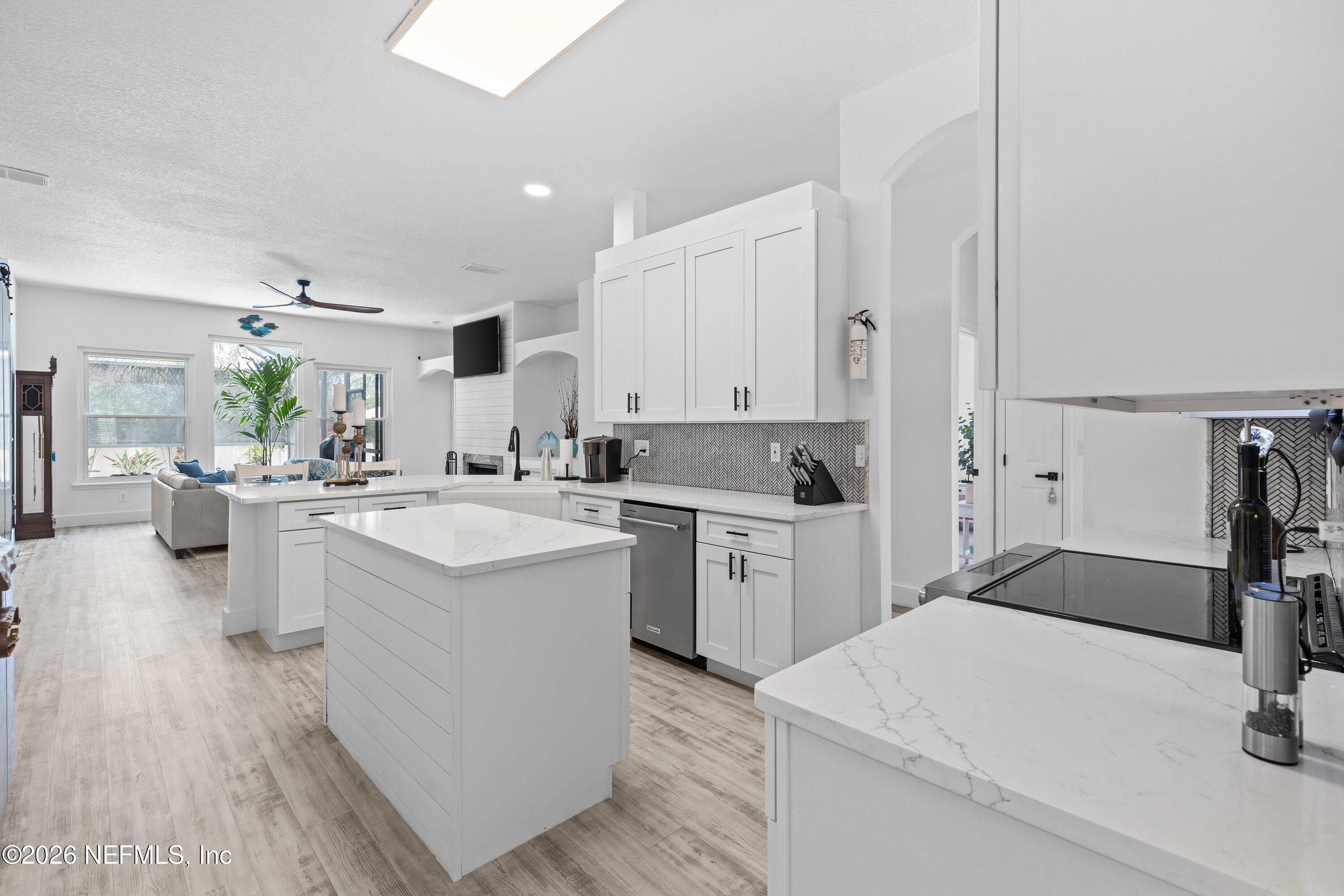728 E CUMBERLAND Court, St. Johns