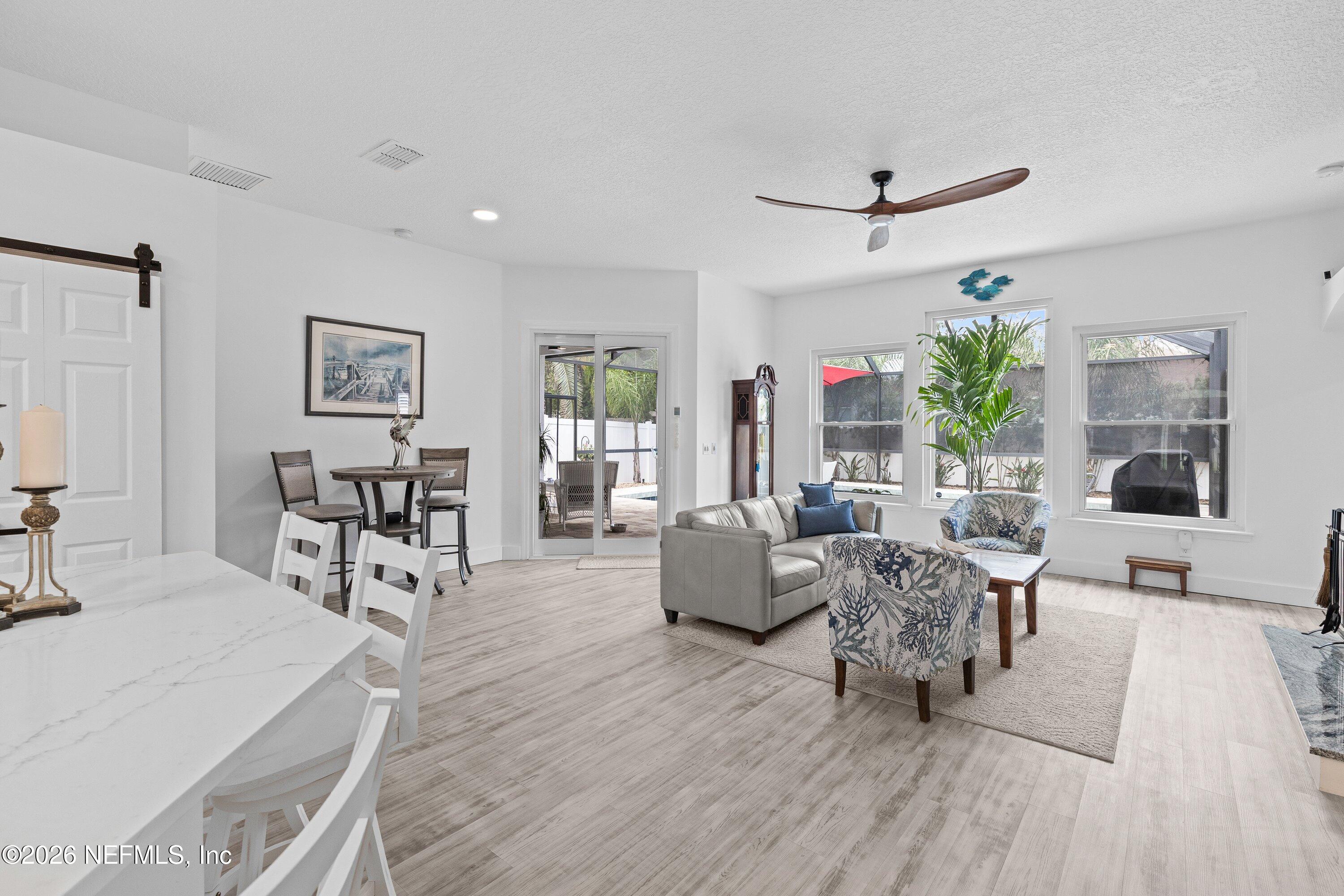 728 E CUMBERLAND Court, St. Johns