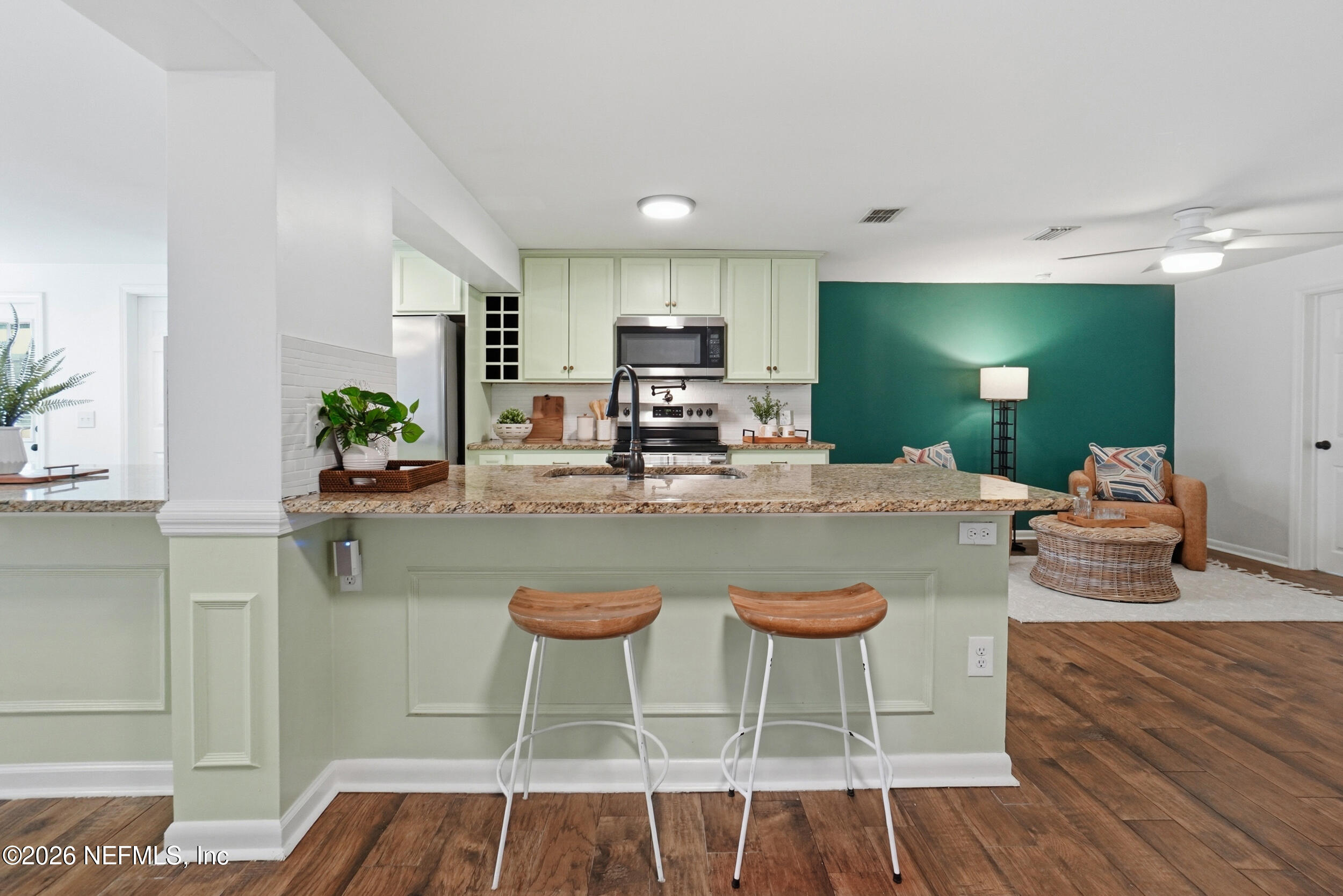 466 MAKO Drive