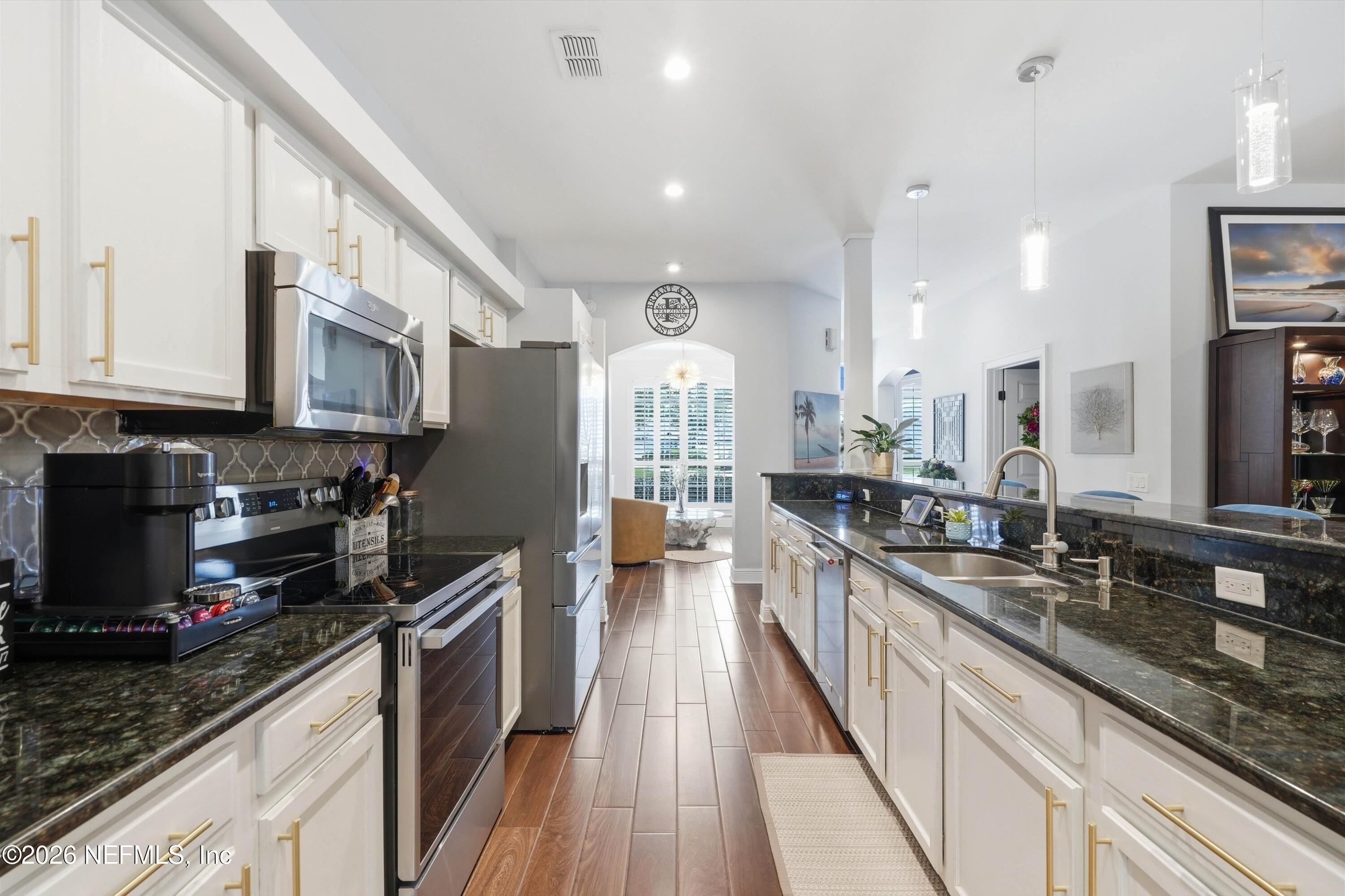 4577 PEBBLE BROOK Drive